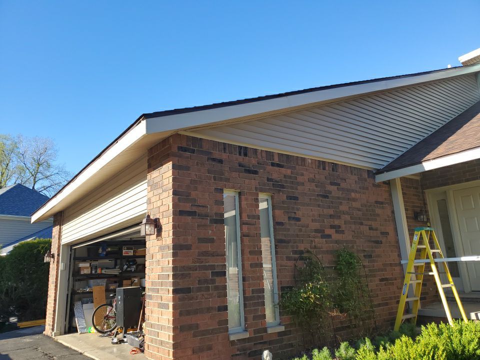 Siding Replacement using Certainteed Restoration Classic D4 by 180 Contractors