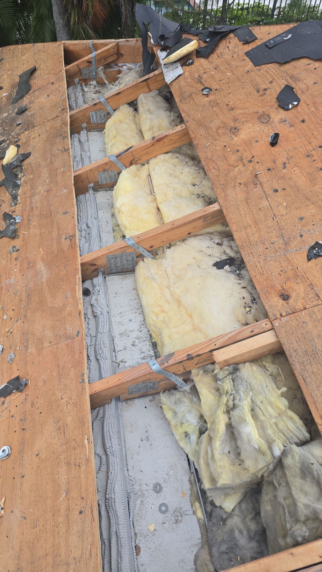 Premium Flat Roof and Tile Roof Replacement in Boca Raton’s Boca West – Eagle Roofing Royal Palm by Aastro Roofing