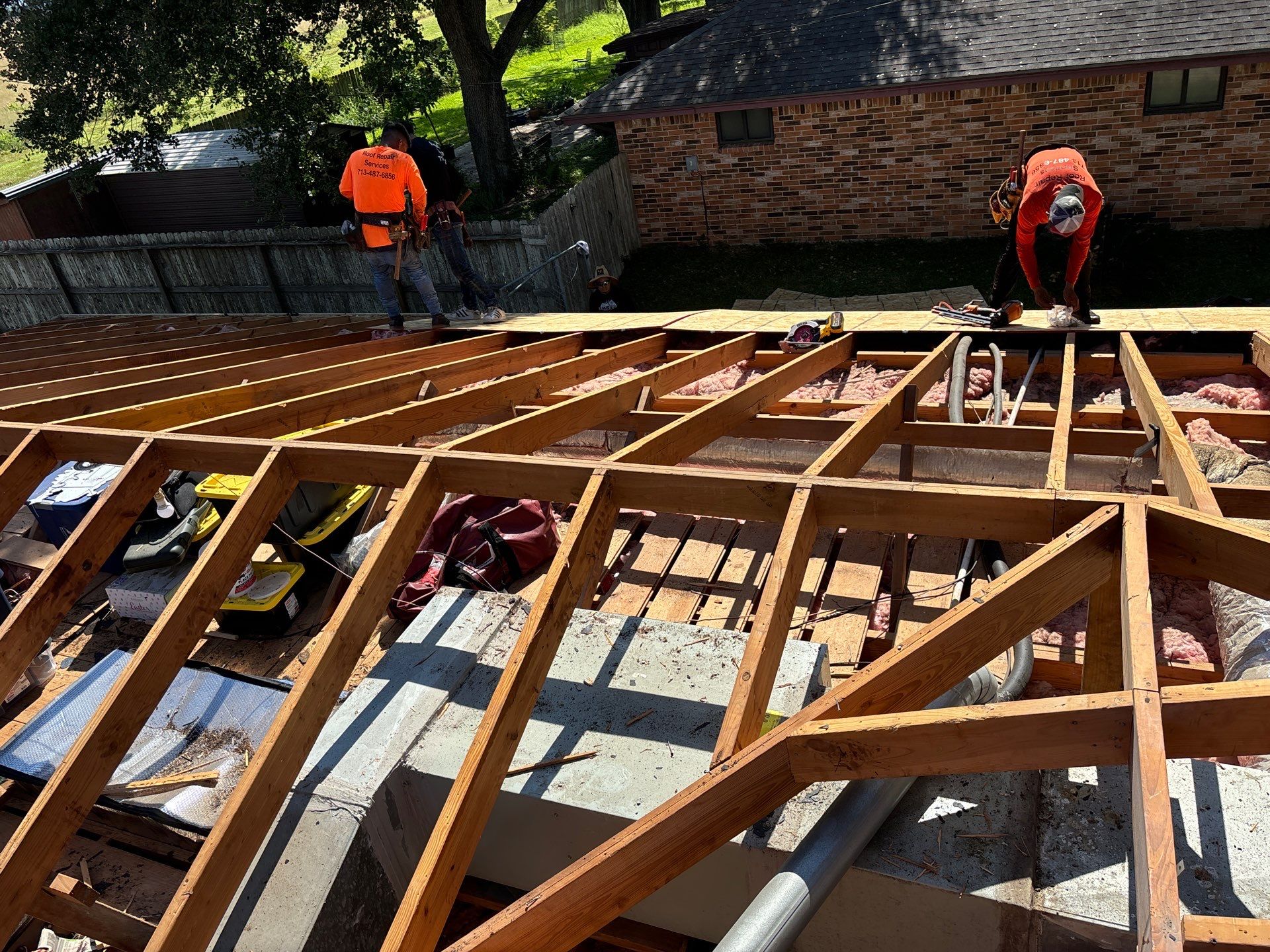 Residential Roofing Installation using Owen's Corning Duration (Lifetime) Shingles by Roof Repair Company