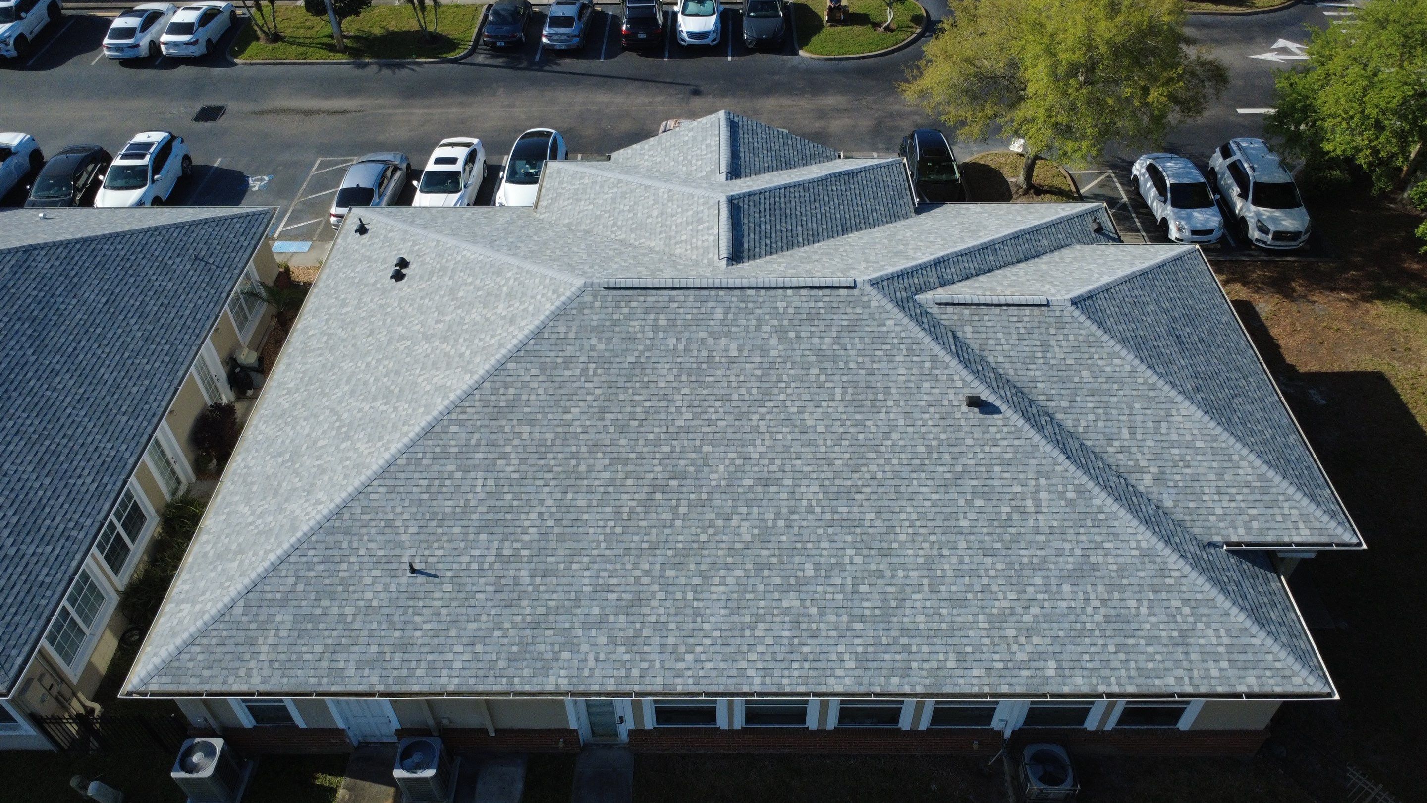 Roof Replacement in Lutz, FL by Steadfast Roofing 