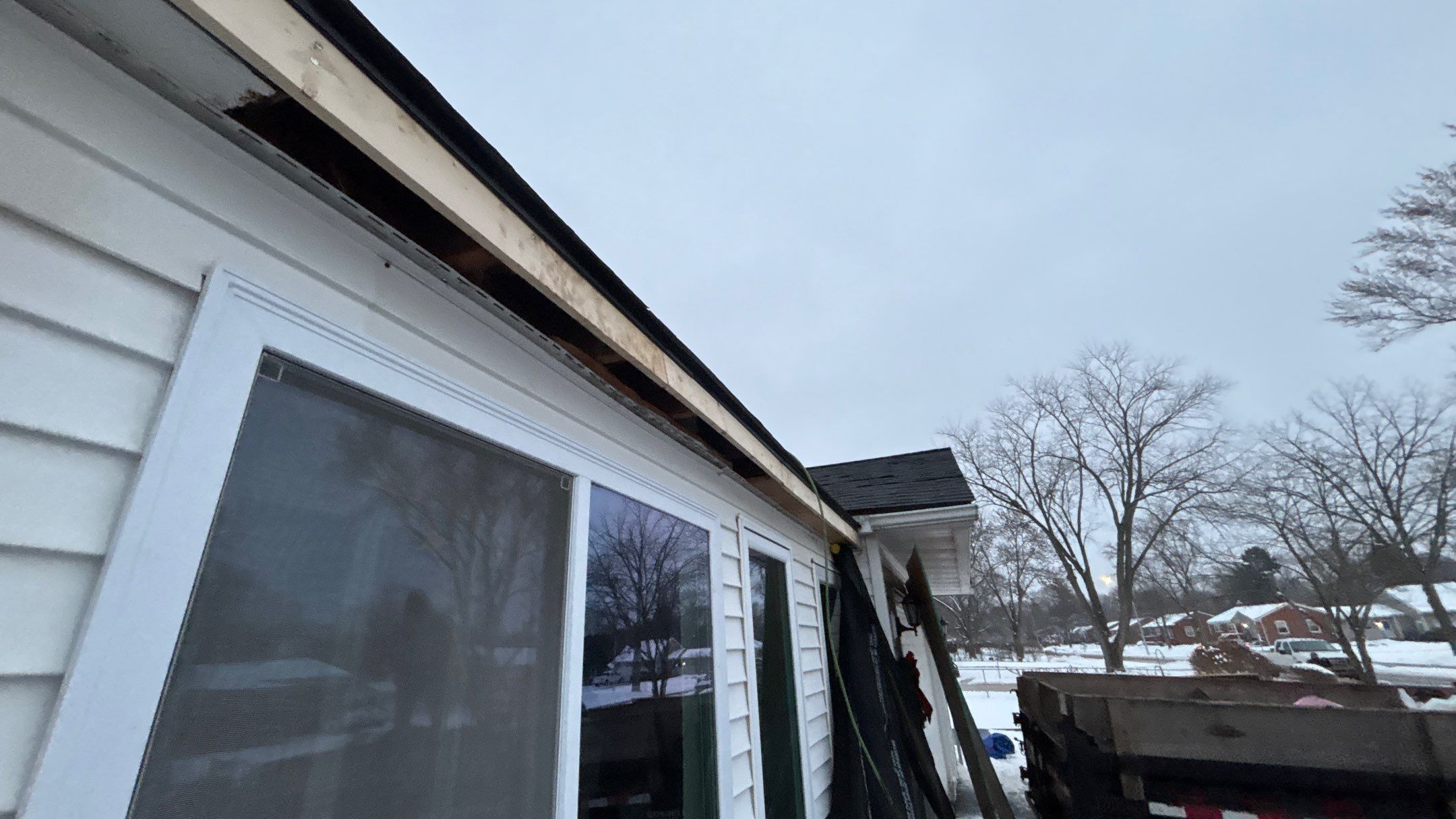 Roof Replacement using Owens Corning Onyx Black by 180 Contractors