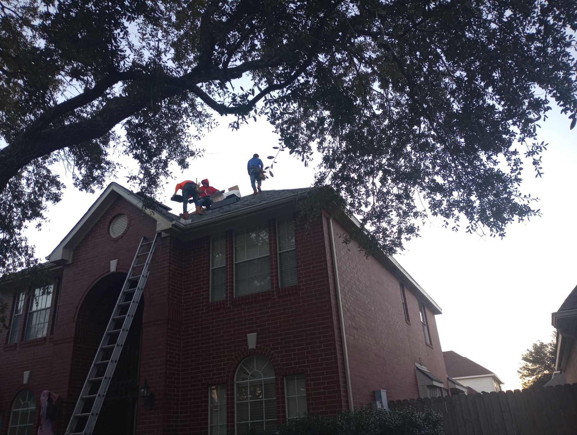 Residential Roofing Installation using Owen's Corning Duration (Lifetime) Shingles by Roof Repair Company