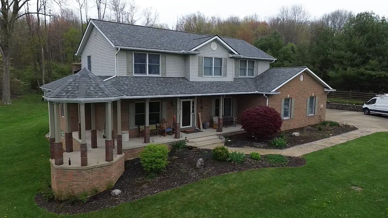 Atlas Pinnacle, Color, Coastal Granite, Drip Edge, Birch White by Eagle Eye Roofing