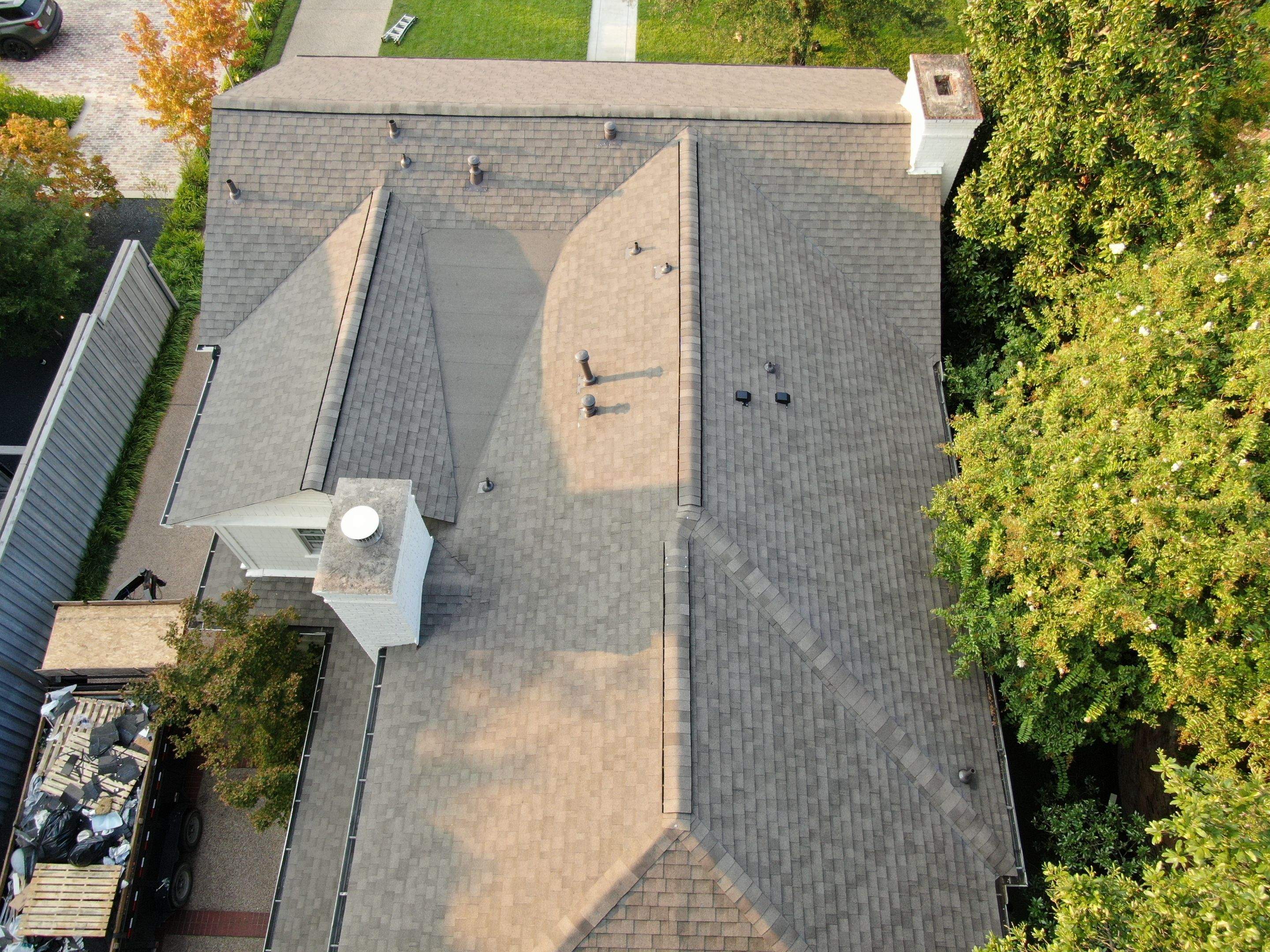 Project in Dallas by Armor Roofing | Exteriors