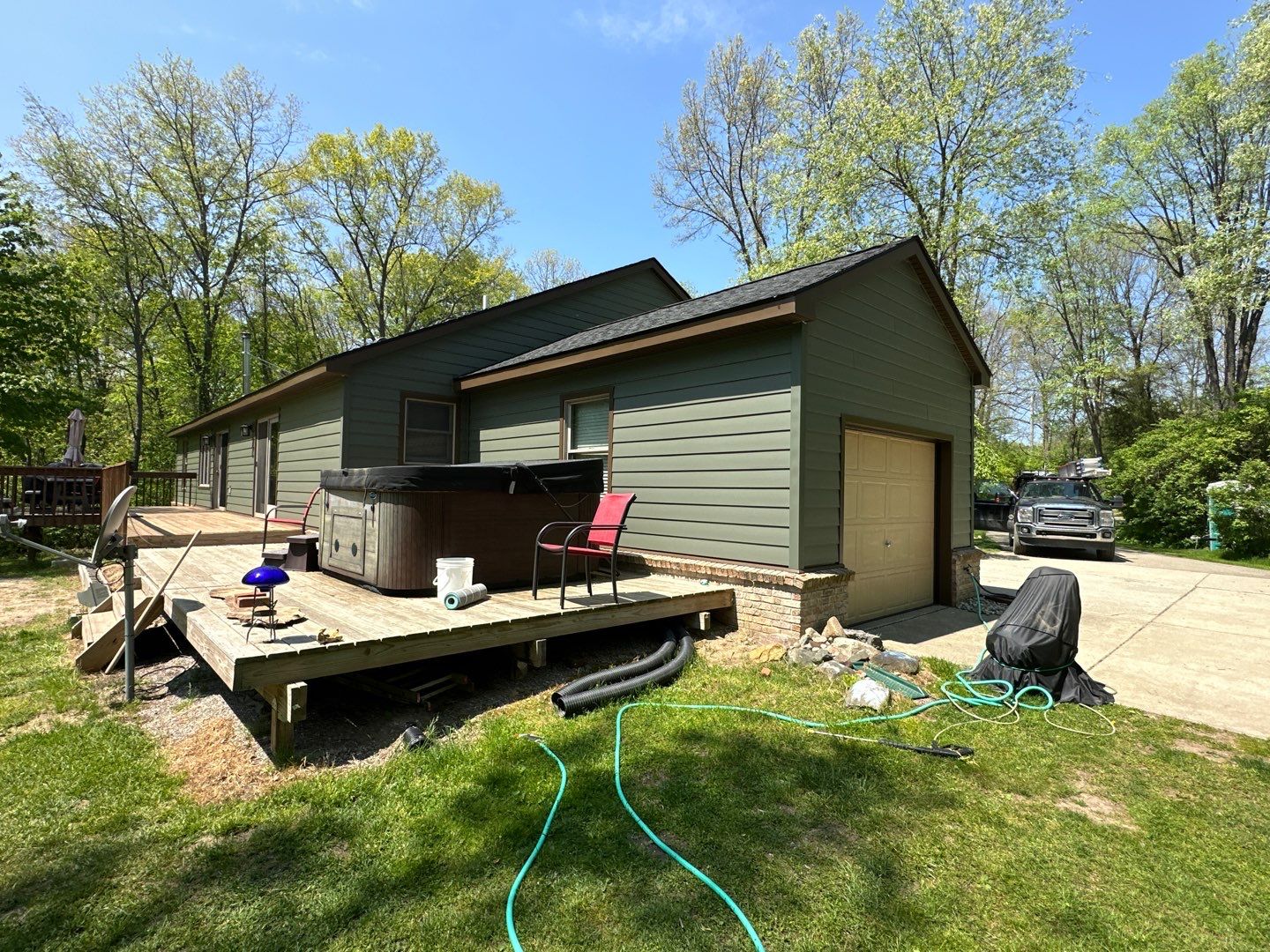 Siding Replacement using Alside S7 Cedar Mill Grain Composite by 180 Contractors