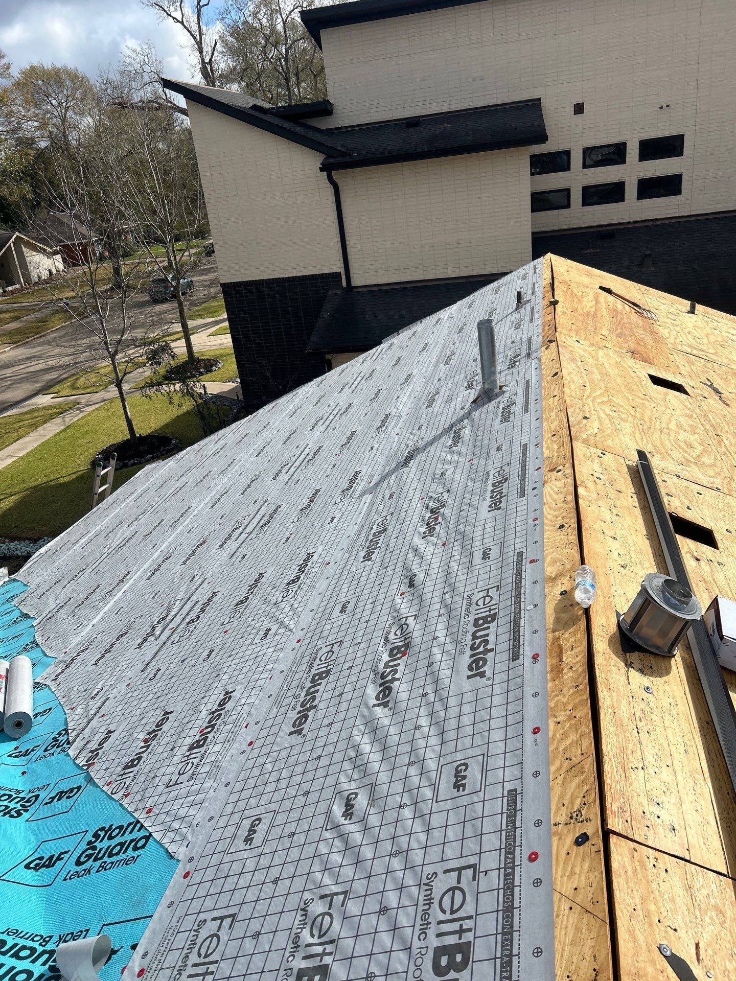 Roof Replacement in Meyerland Area, Houston TX by Roof Repair Company