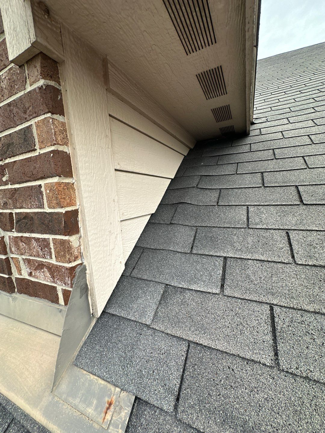 Hail Damage using Owen's Corning Duration (Lifetime) Shingles by Roof Repair Company