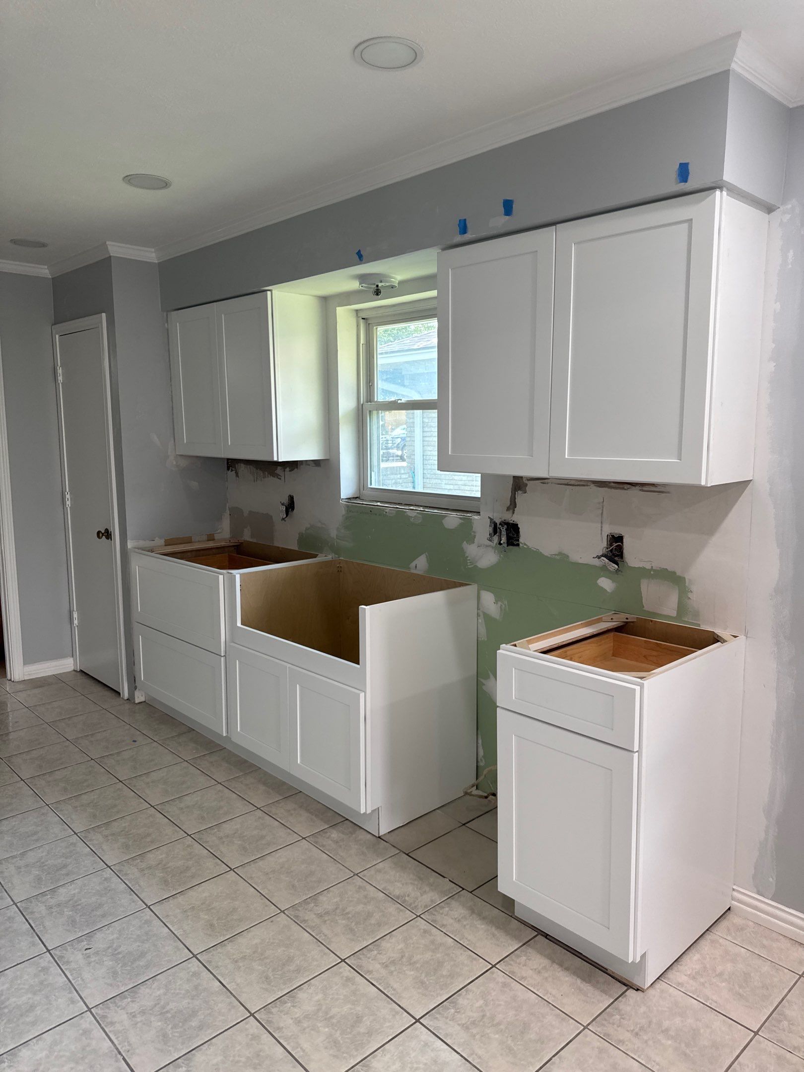 Two-Day Minimalist Magic: Rapid Small Kitchen Update by Tibi Soli LLC