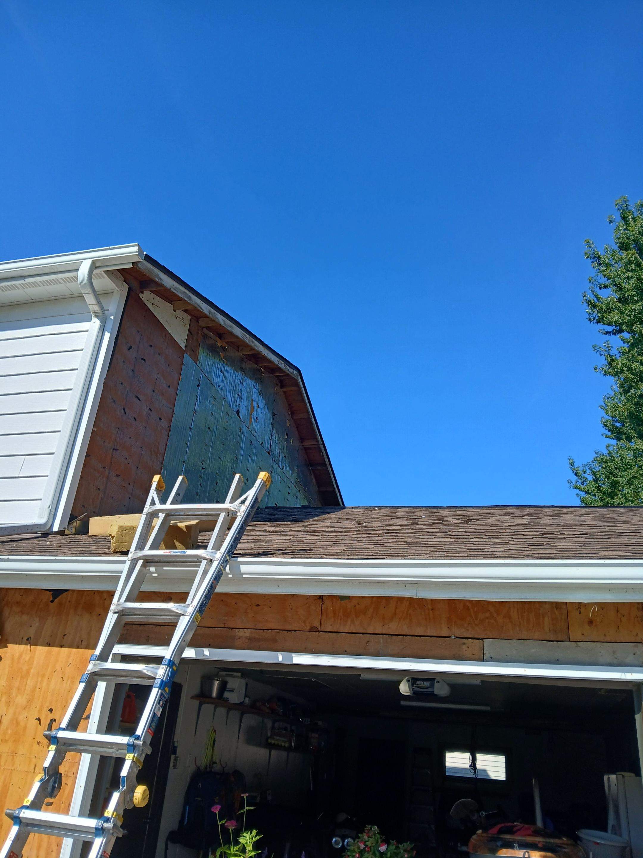 Hinze Siding by Gellings Roofing & Siding