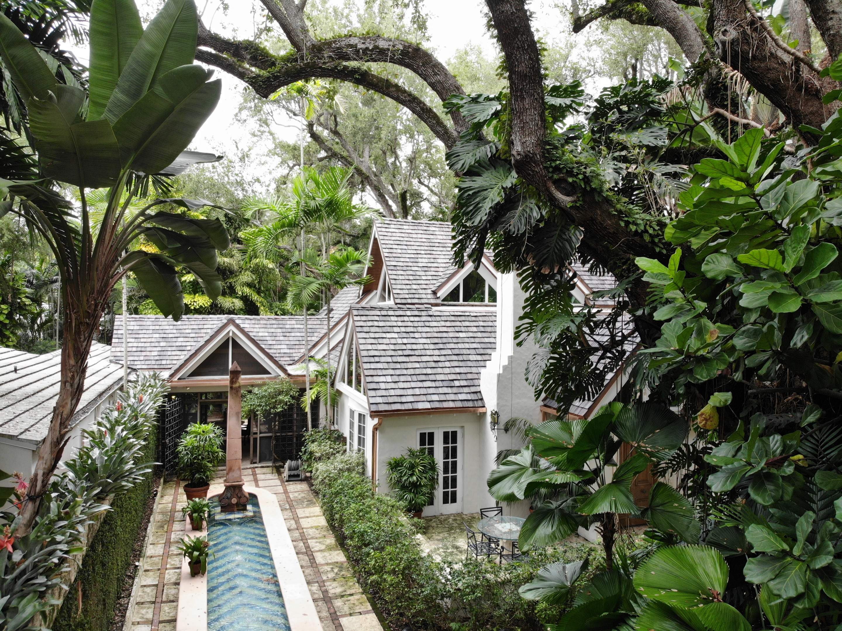 Residential Brava Roof Shakes In Miami by International Roofing