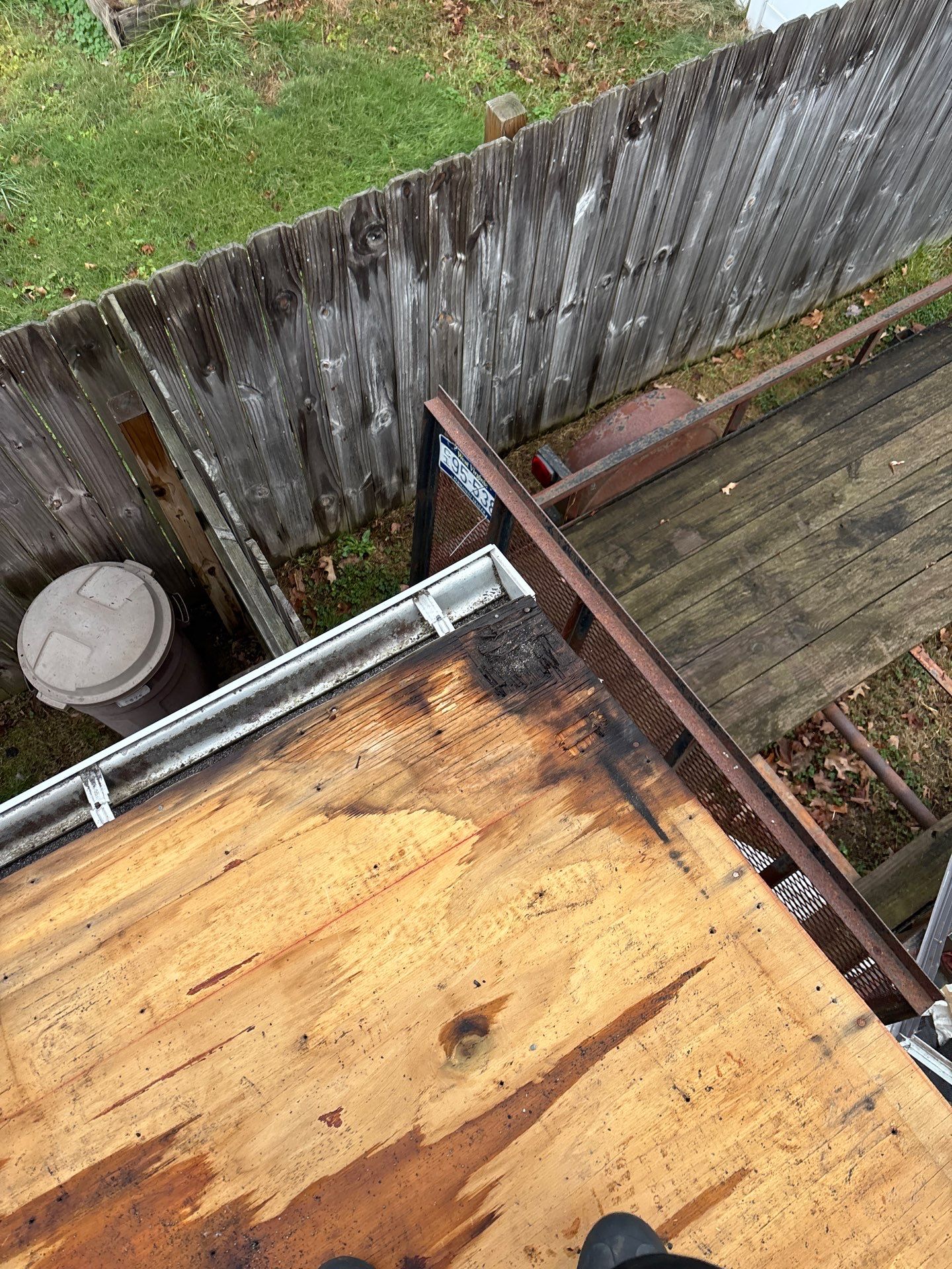 Garage Roof Installation using GAF Timberline HDZ Charcoal by Rainstoppers Roofing