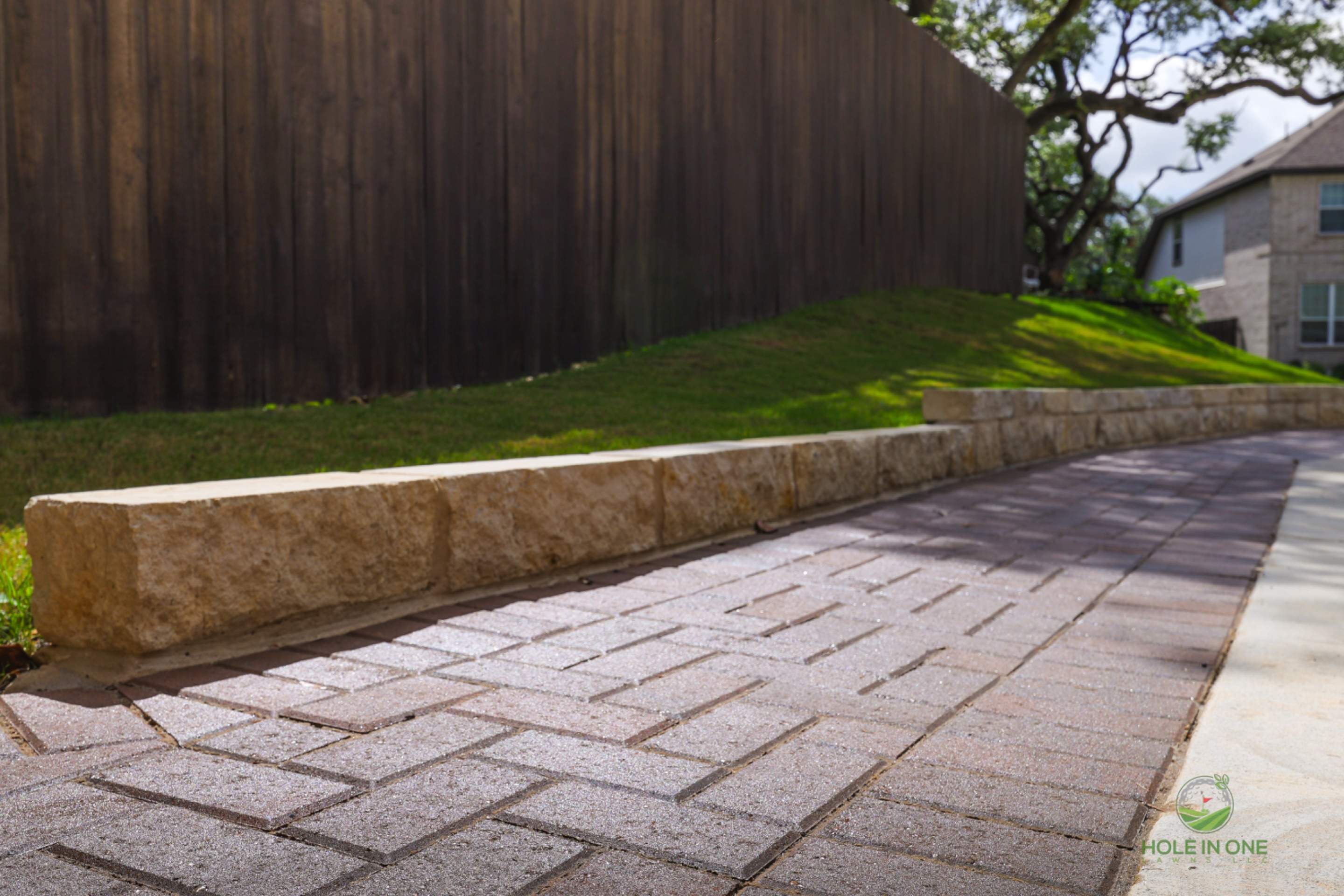 Mustang Oaks, San Antonio TX by Hole In One Lawns, LLC