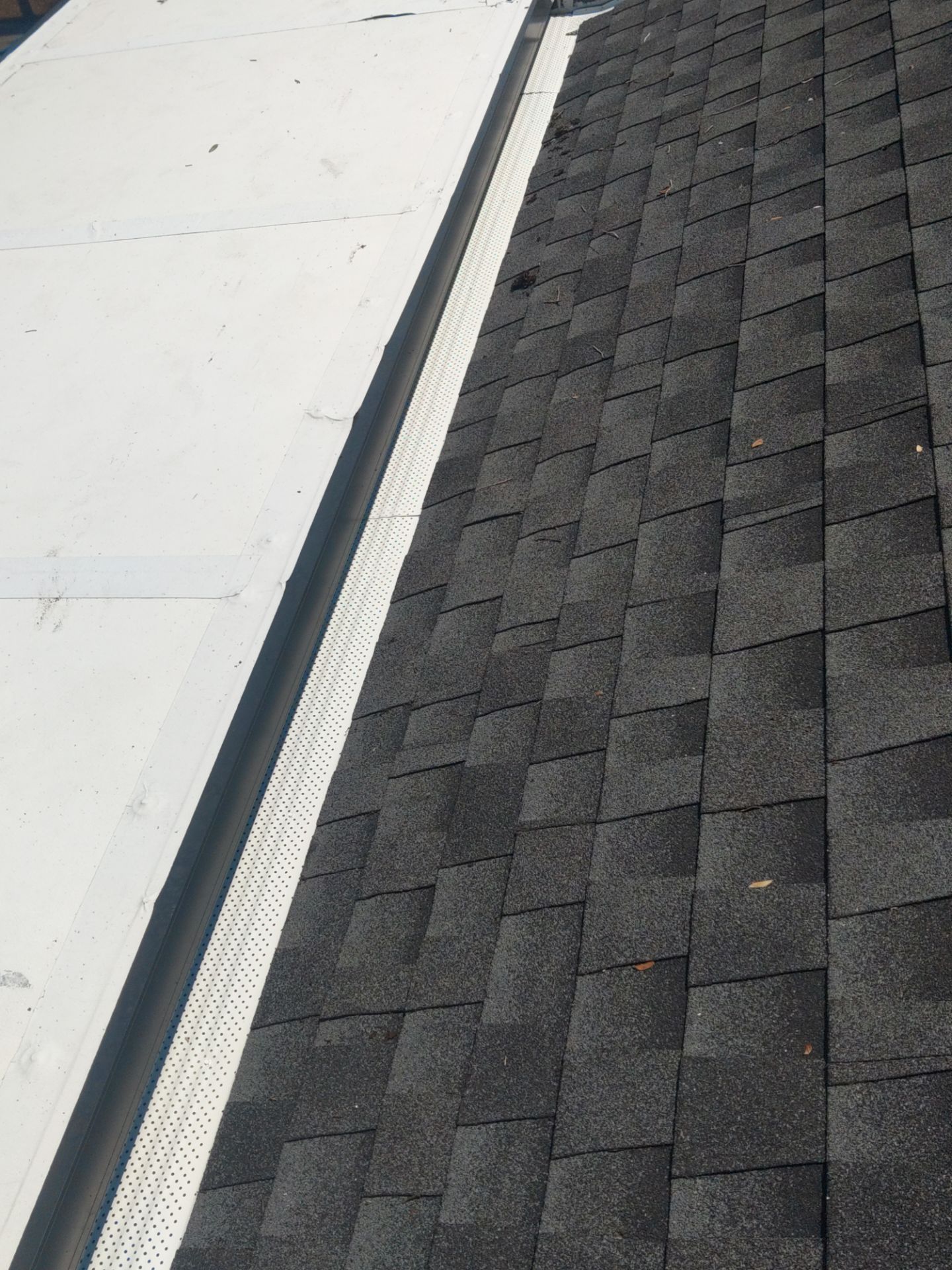 Gutter Guards Installation using Leaf Guard in Sarasota FL by Gutter Professors