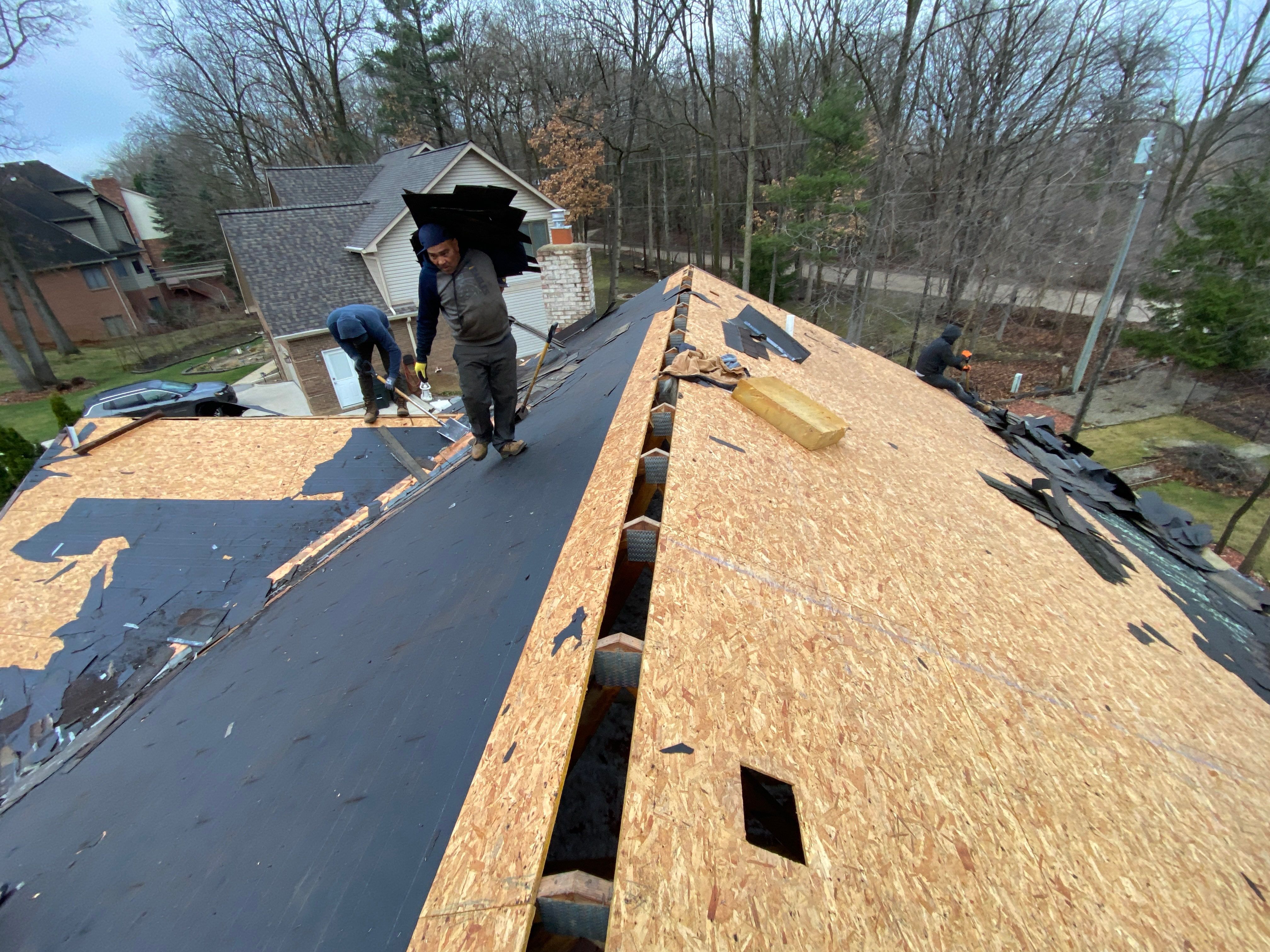Roof Replacement using CertainTeed Landmark by 180 Contractors