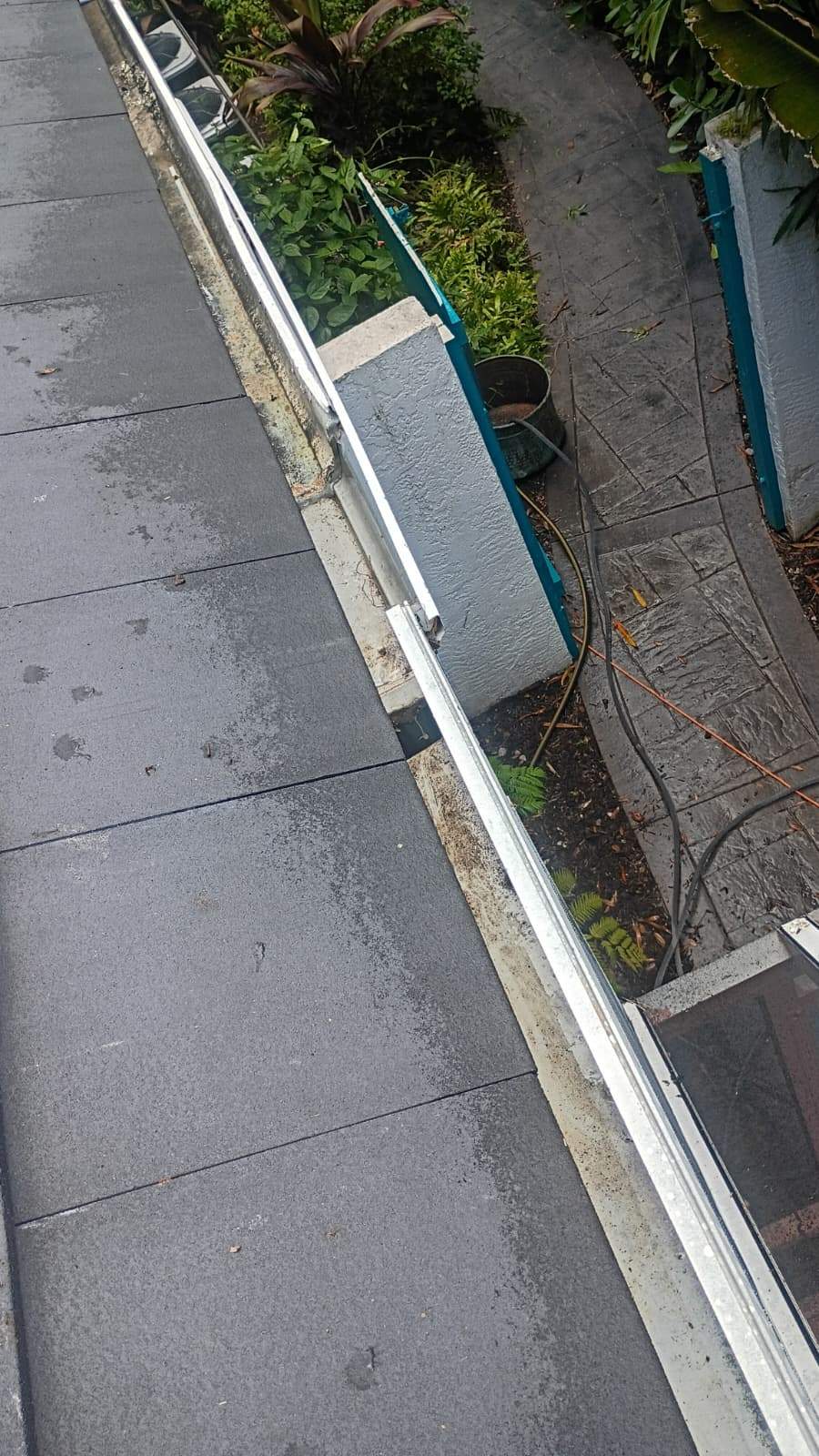 Gutter Cleaning in Sarasota FL by Gutter Professors