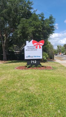 Monument Sign for Property Finders