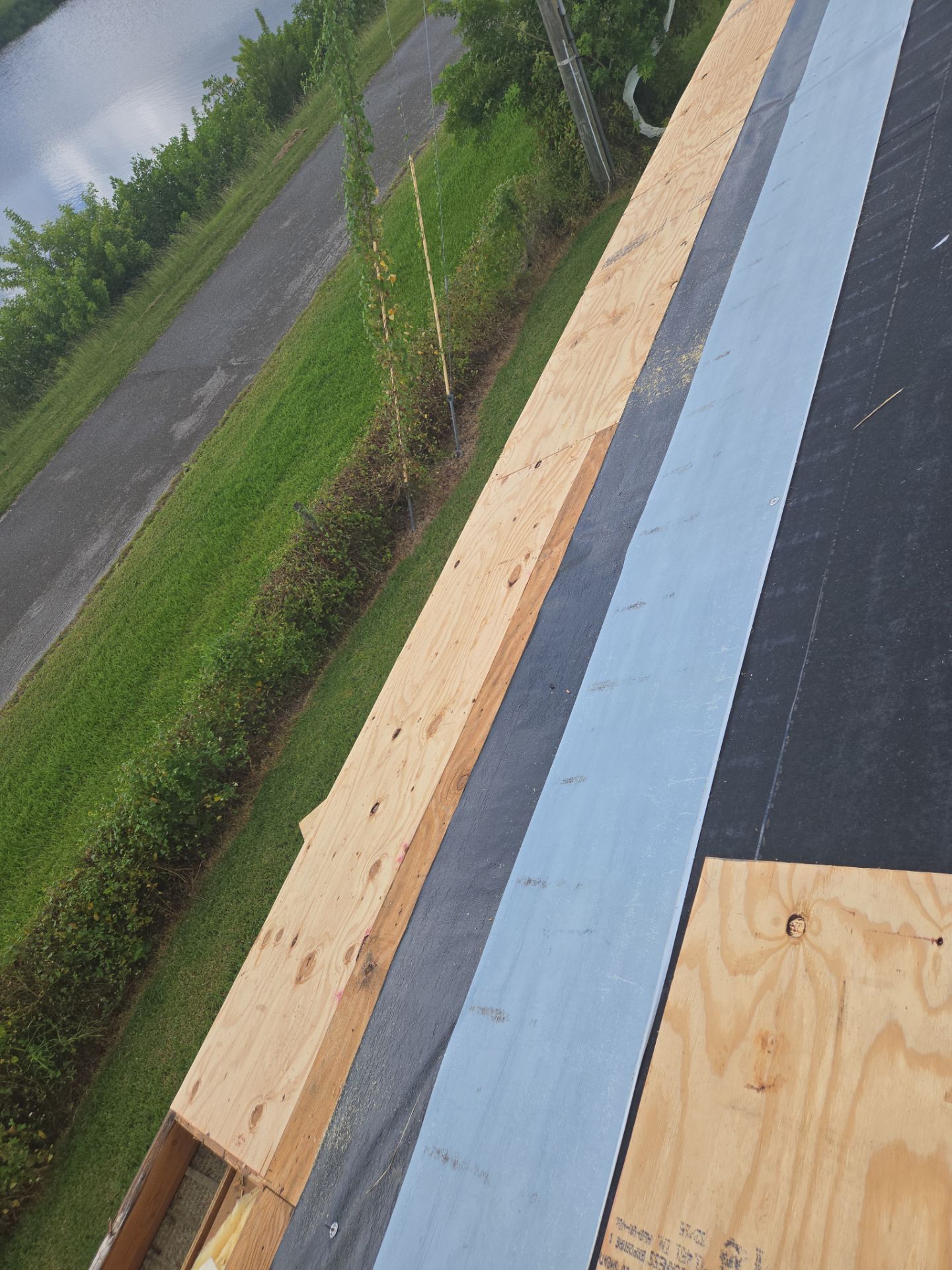 Project in Oldsmar 34677 by Mitchell Roofing Company LLC 