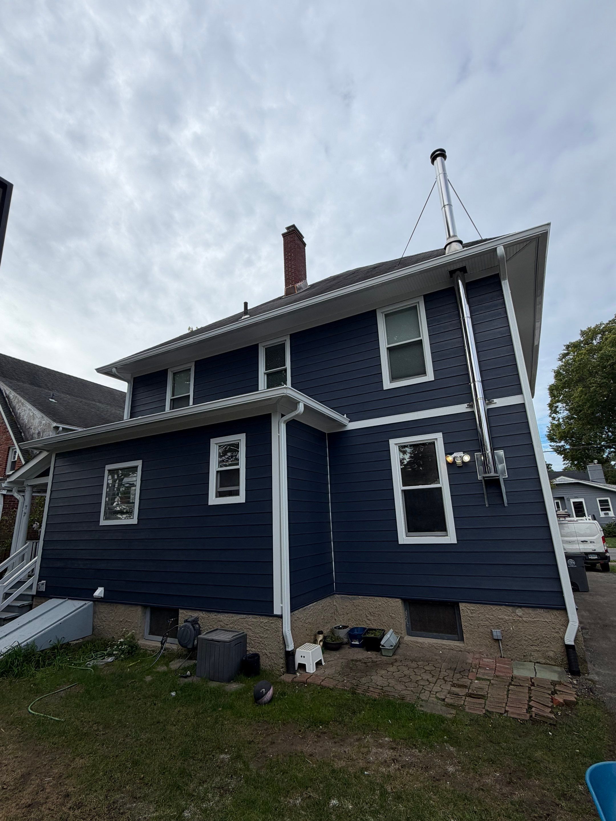 James Hardie Deep Ocean CedarMill Plank in White Plains, NY by Ideal Siding - Westchester