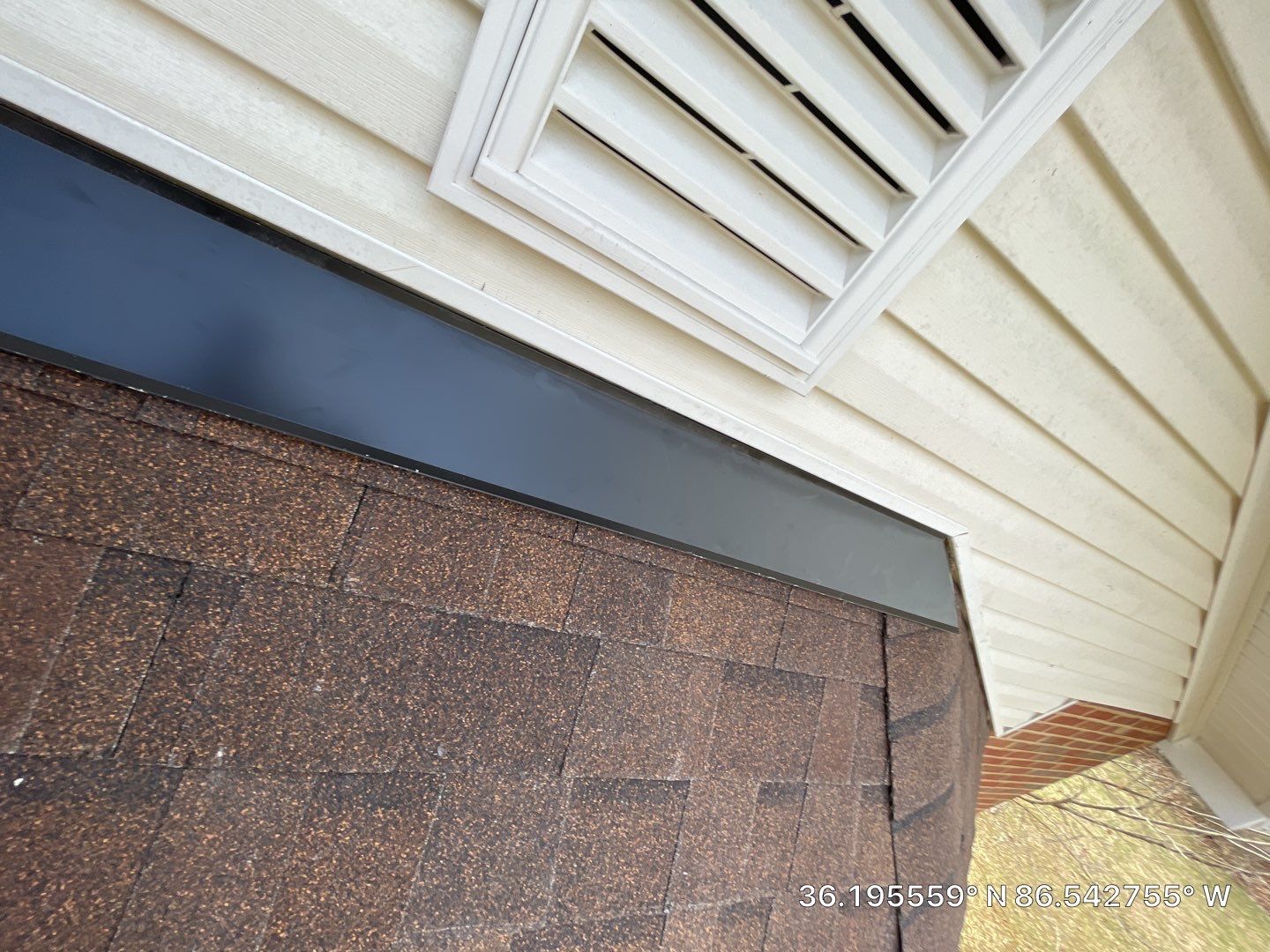 Residential Roofing Installation using Owens Corning Oakridge Roofing System by Undersun Roofing 