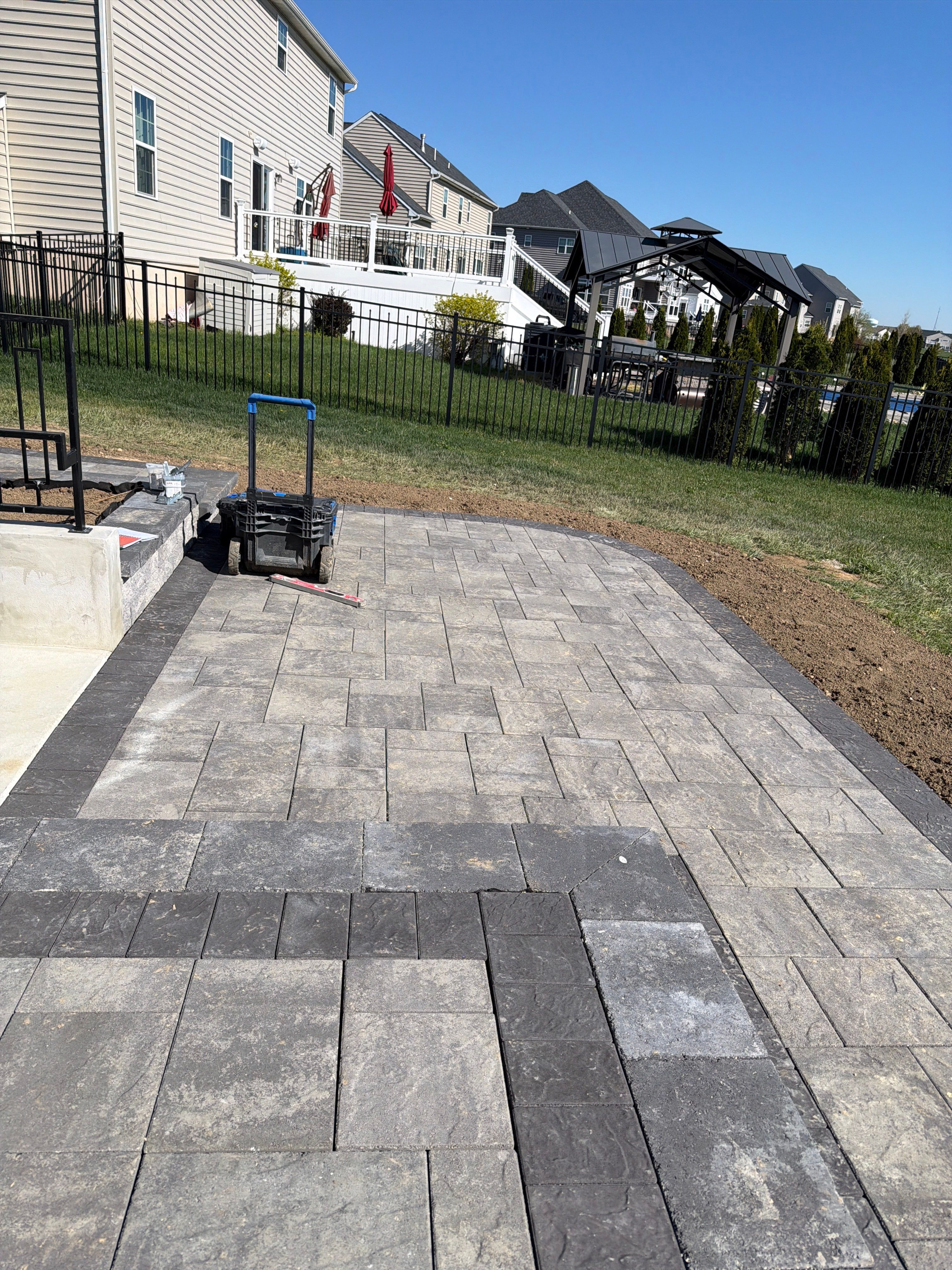 Hardscape Project by Studio G Indoor Spaces & Outdoor Living
