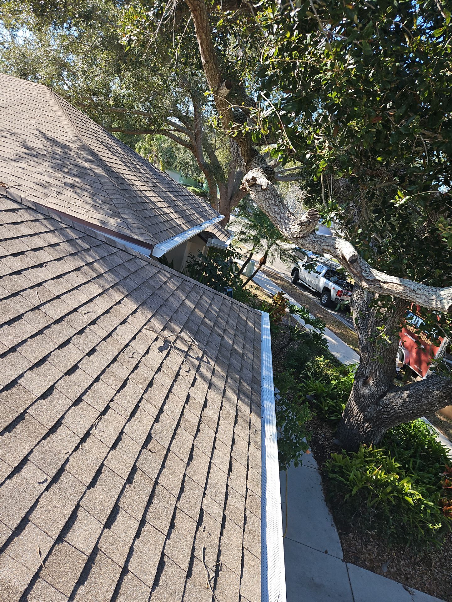 Seamless Aluminum Gutter Installation using 6 Inch Seamless Gutters in Sarasota FL by Gutter Professors