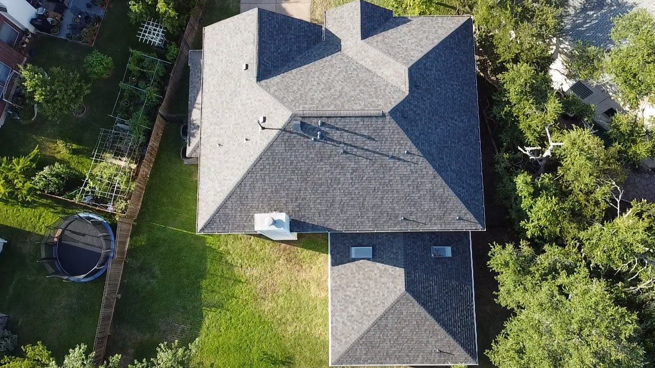 Williamsburg Gray - Owens Corning TruDefinition Duration by RoofsOnly.com