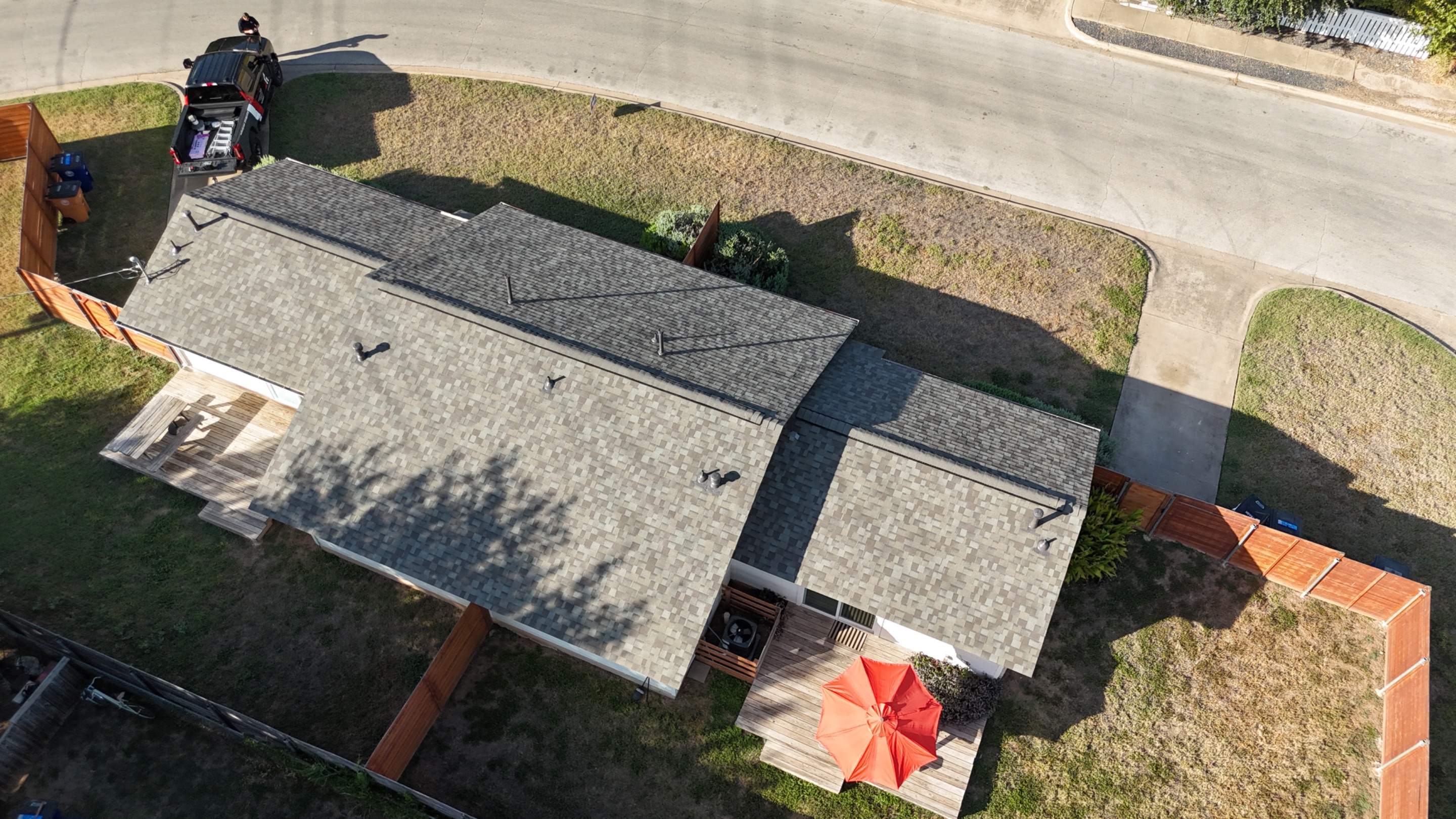 Driftwood - Owens Corning TruDefinition Duration by RoofsOnly.com