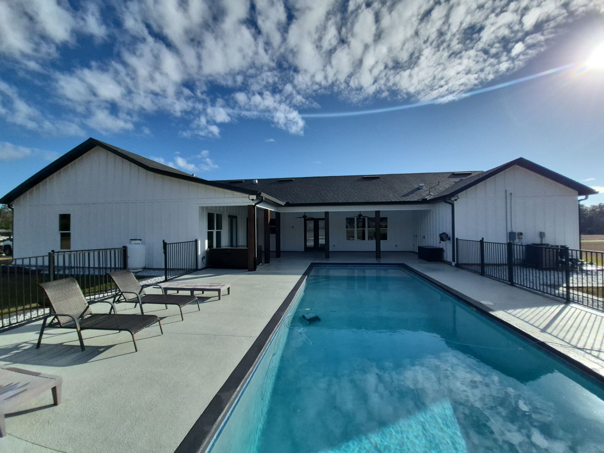 Modern Farmhouse Routine Cleaning in Reddick by Infinite Exteriors LLC