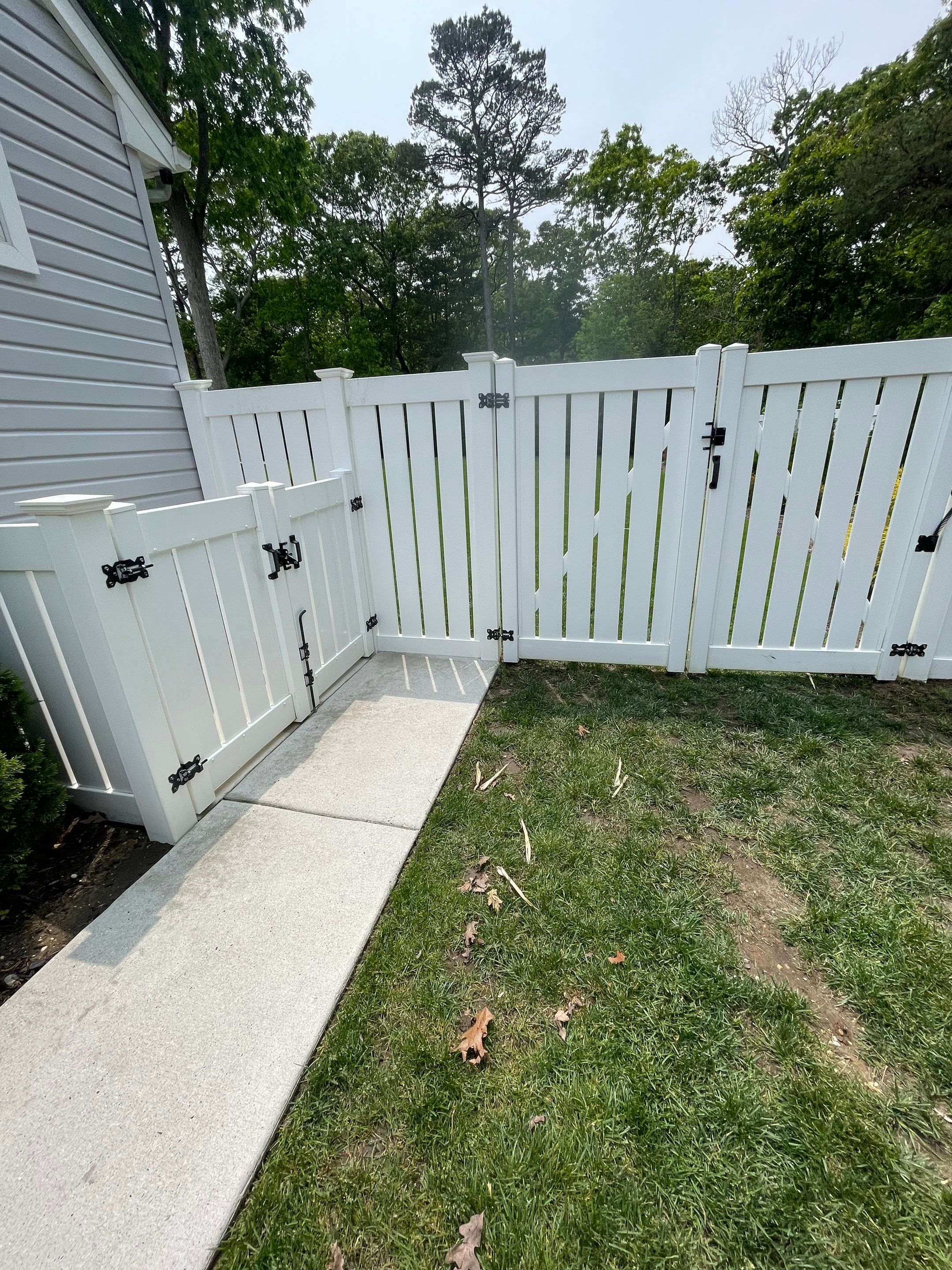 Concrete Cleaning by SJ Exterior