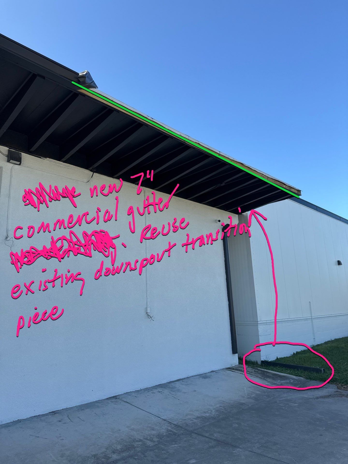 Black Seamless Gutters for Modern Homes in Sarasota FL by Gutter Professors