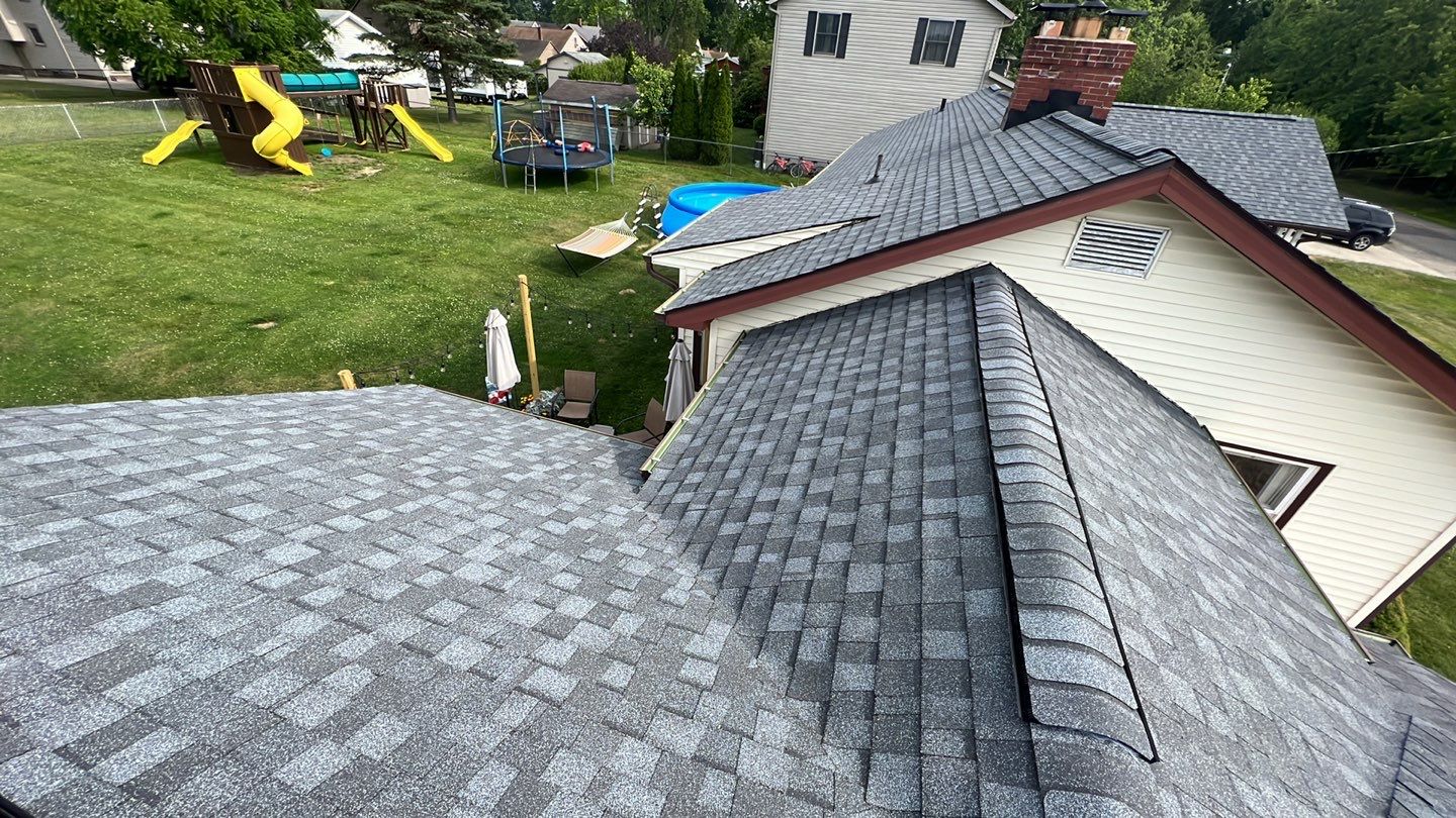Erik Myers by Silver Leaf Contracting 