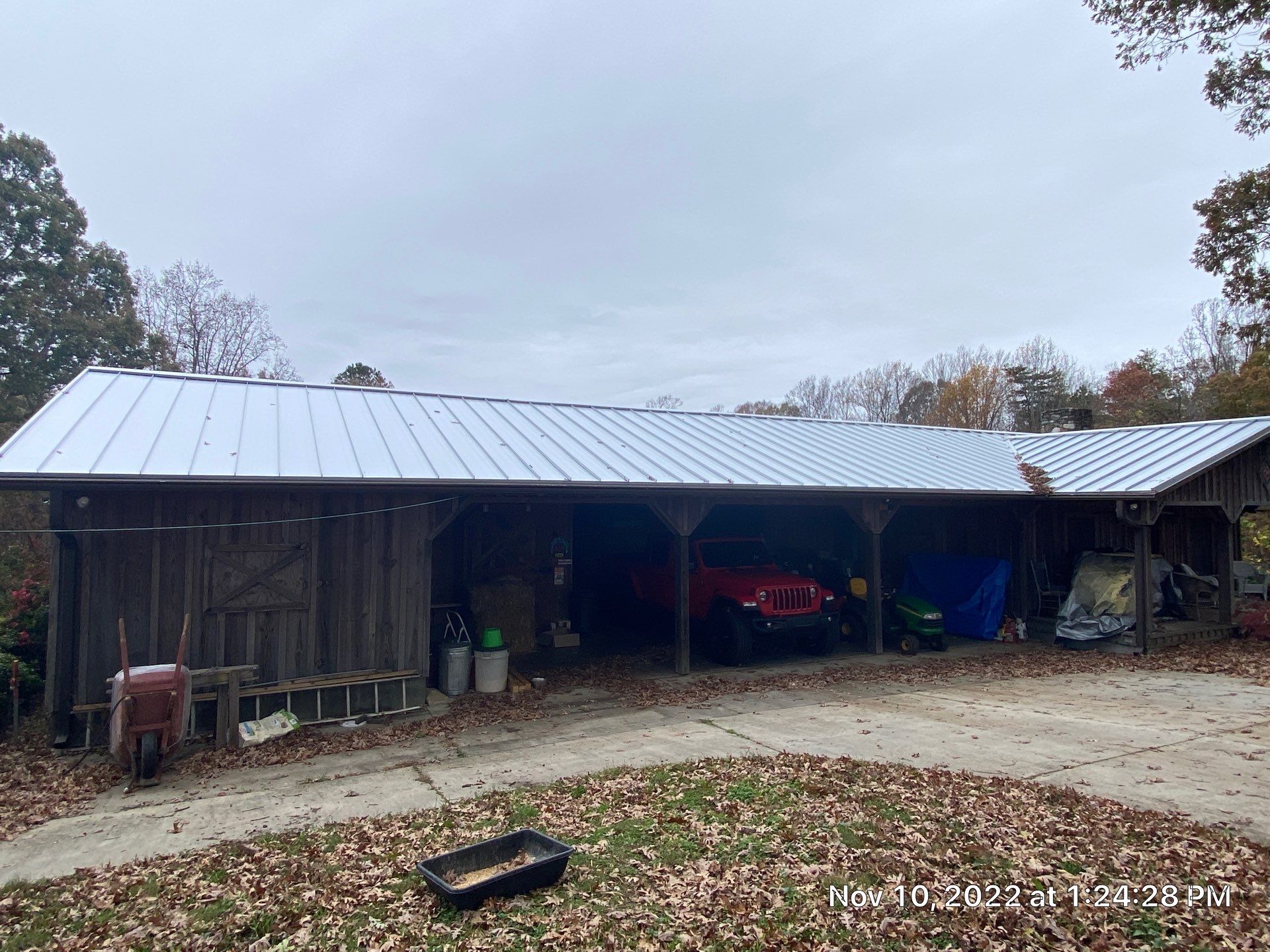 Beautiful Standing Seam Metal Roof by Just In Time Roofing and Restoration