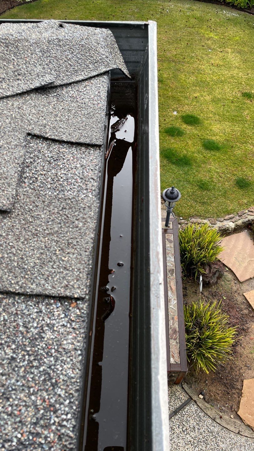 San Jose Gutter Cleaning on a 2 story home by All One Solar Shine