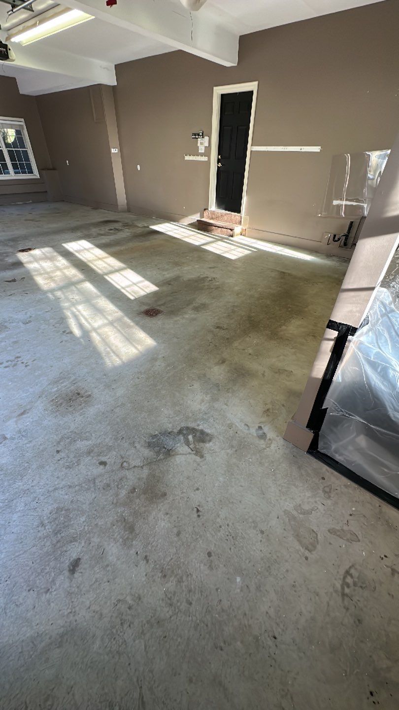 Big Garage Project in Mars by Floors in a Day, Inc