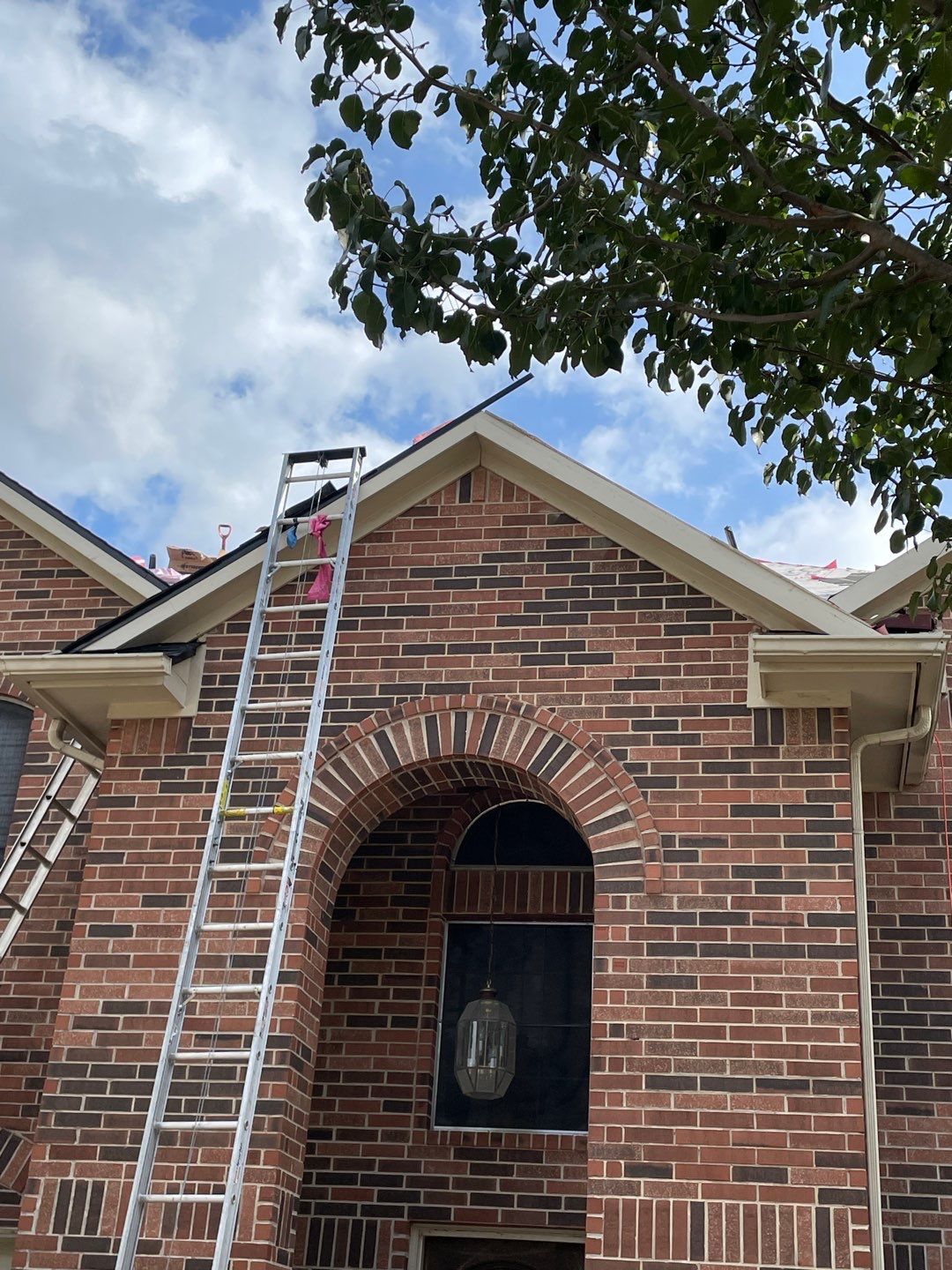 Residential Roofing Installation using Owen's Corning Duration (Lifetime) Shingles by Roof Repair Company