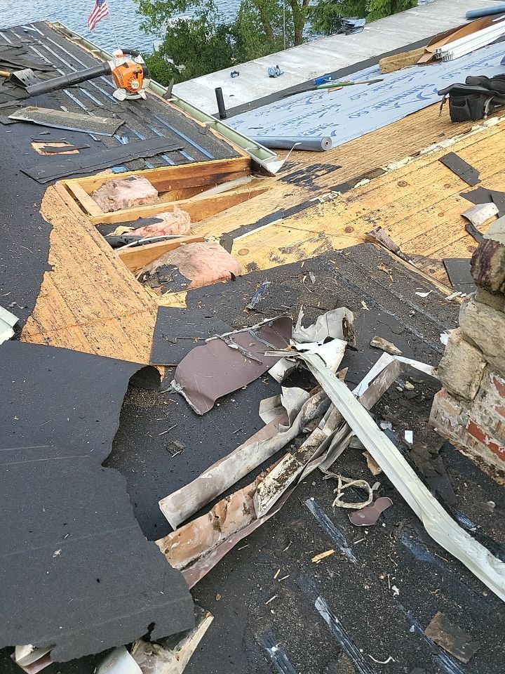 ATLAS PINNACLE HP W/SCOTCHGARD COLOR: WEATHERED WOOD by Eagle Eye Roofing