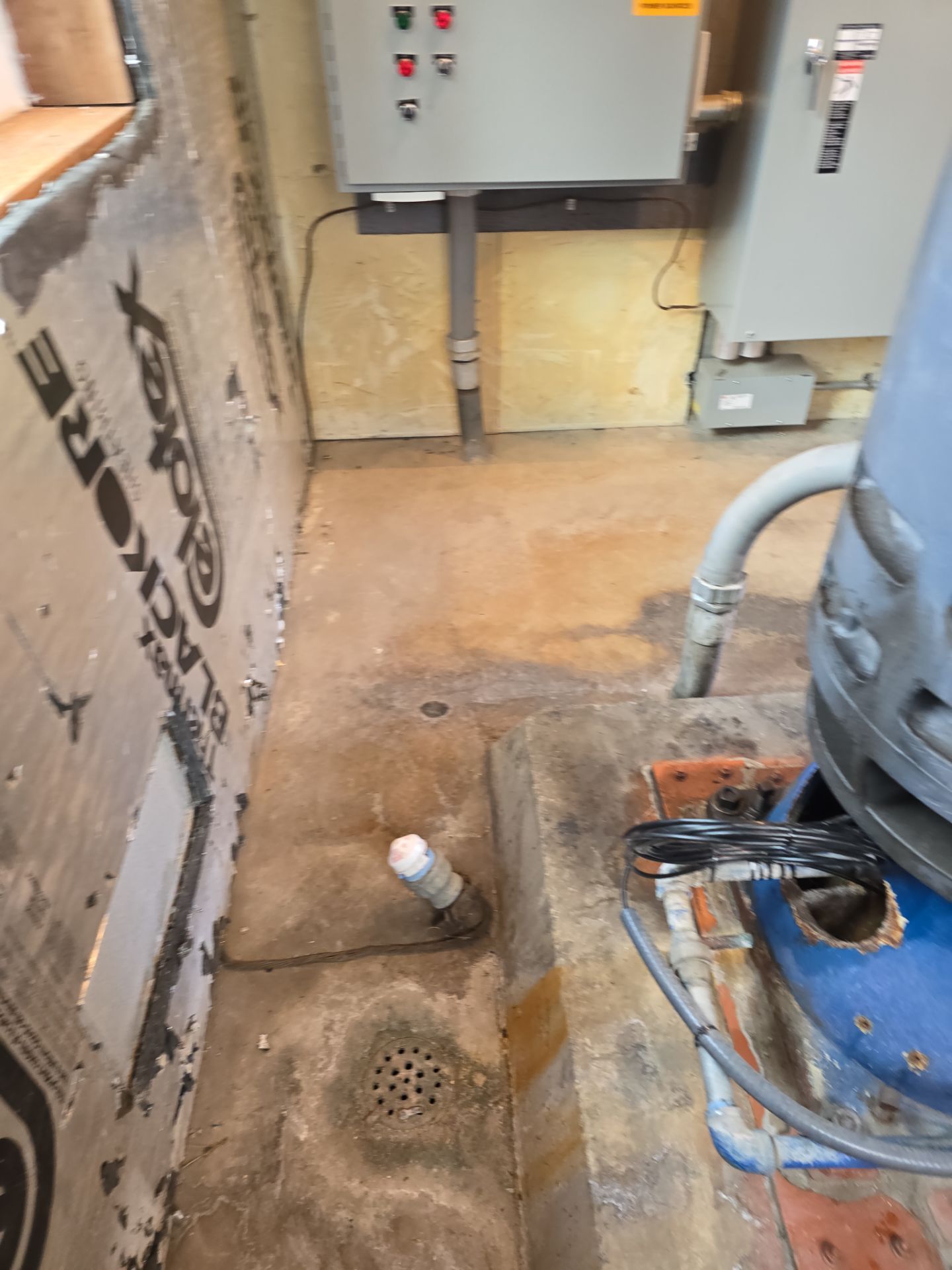 Industrial Well House Transformation using Agate Hybrid by Croc Coatings, LLC