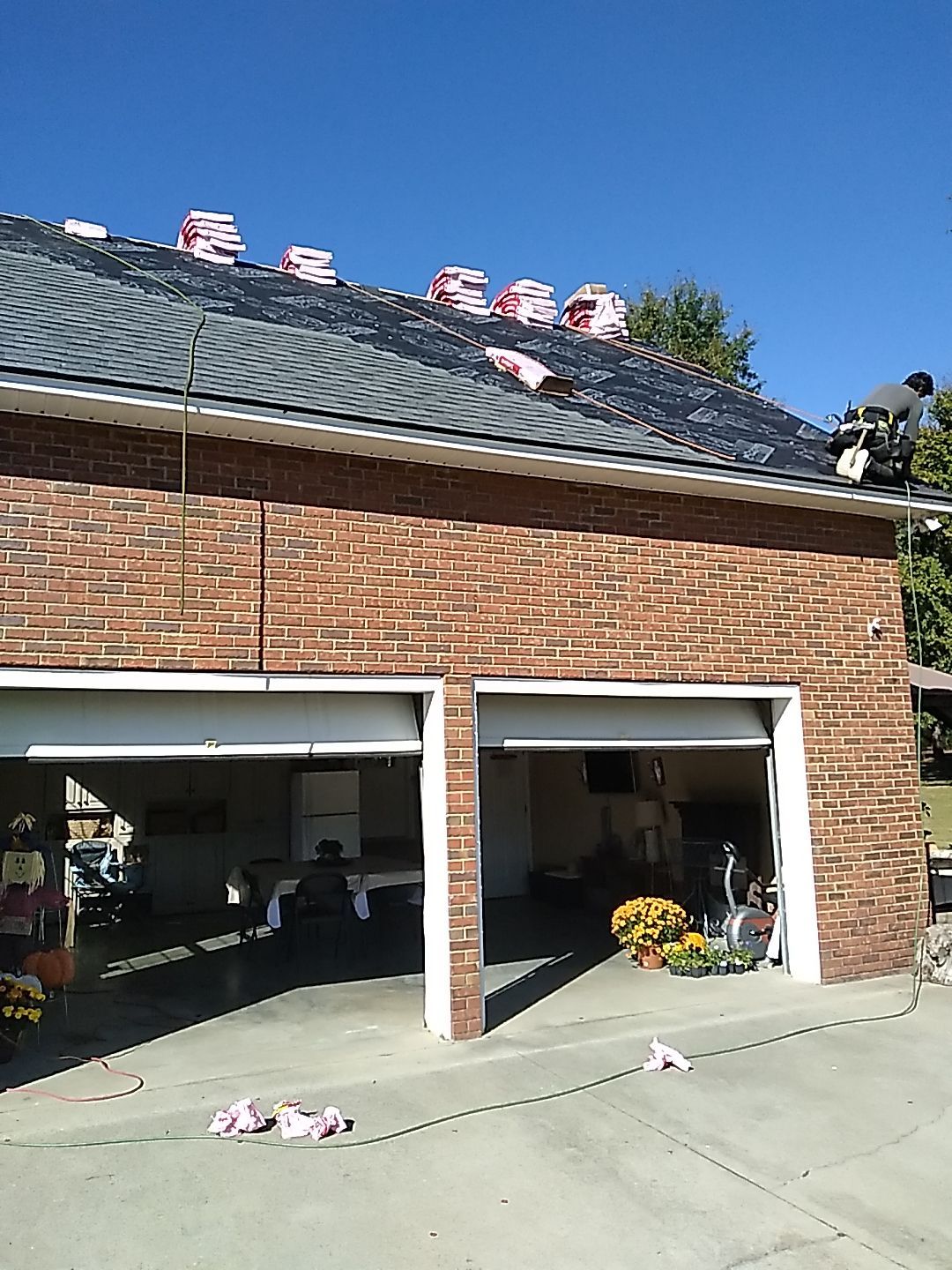 Residential Roofing Installation using Owens Corning Oakridge- Williamsburg Gray by Indigo State Roofing