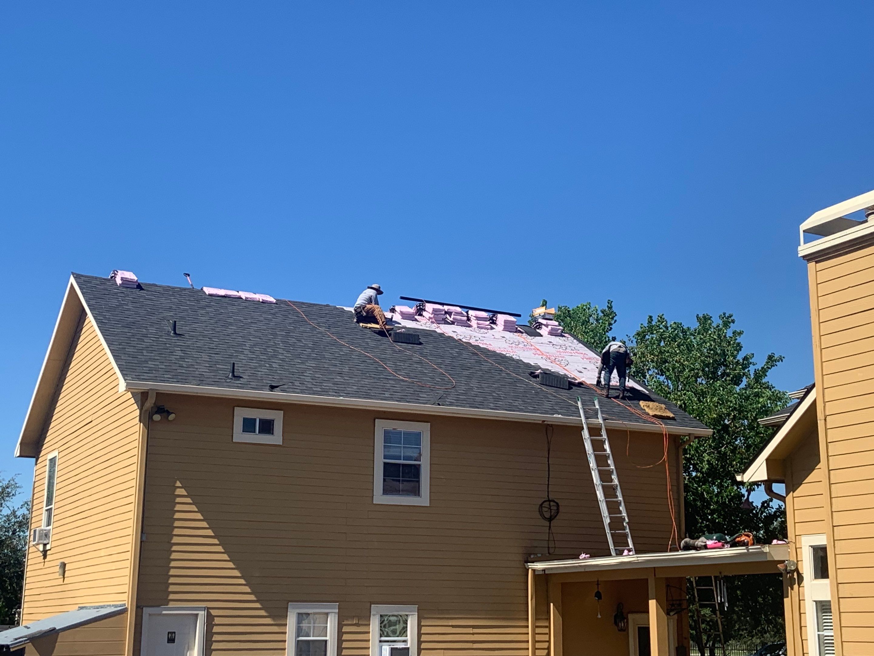 Residential Roofing Installation using Owen's Corning Duration (Lifetime) Shingles by Roof Repair Company