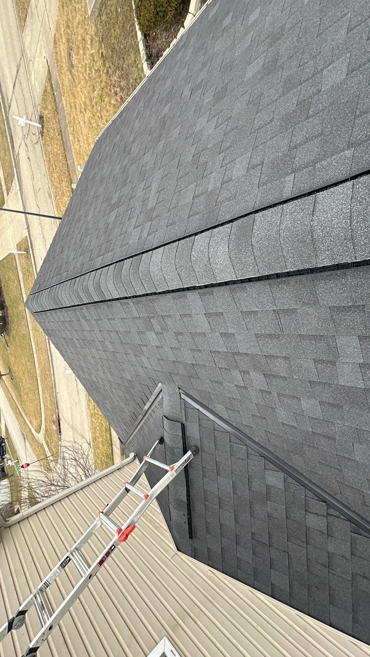 Atlas Black Shadow by Tamlin Roofing