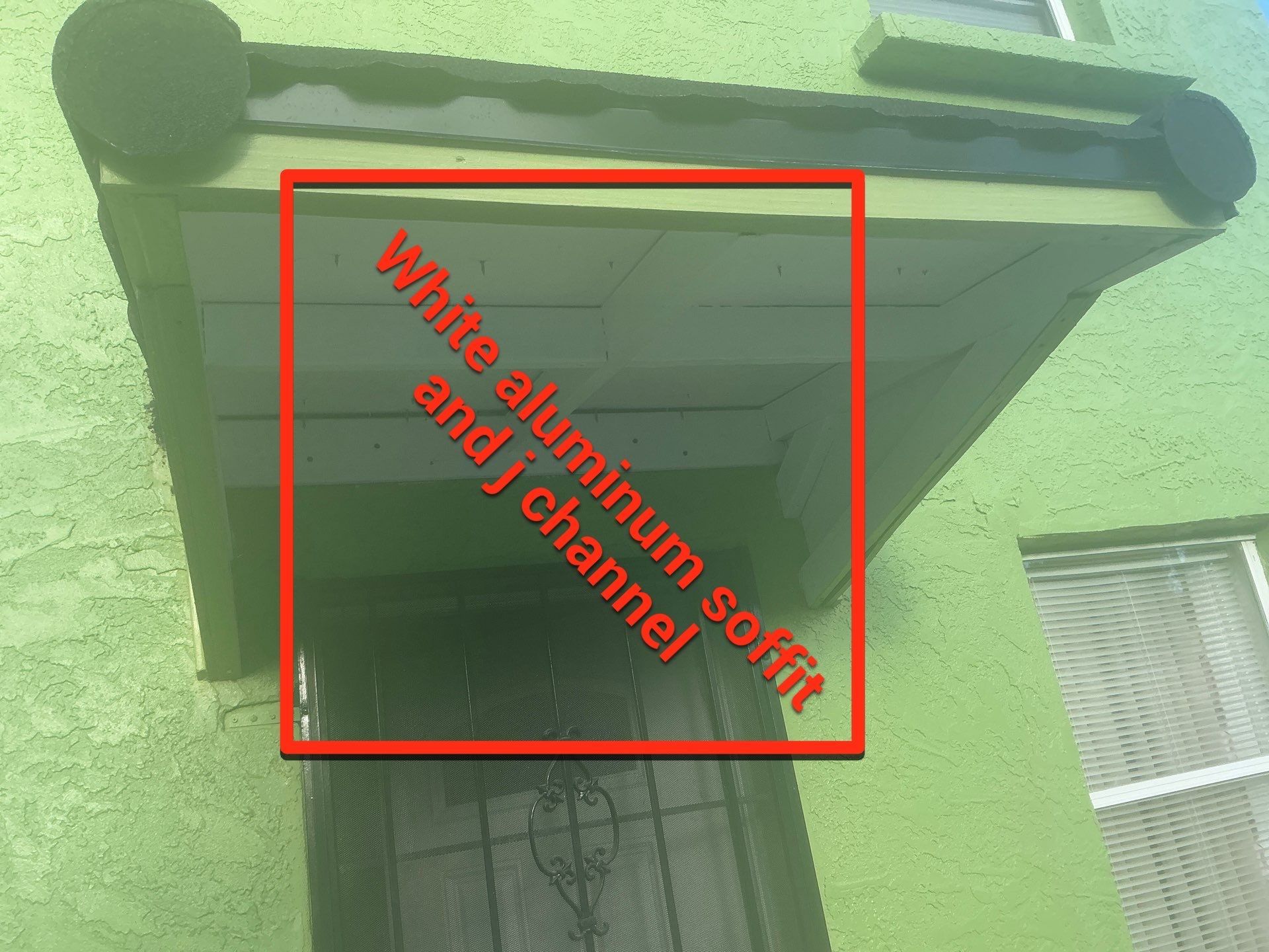 White Aluminum Soffit and Fascia in St.Petersburg FL by Gutter Professors