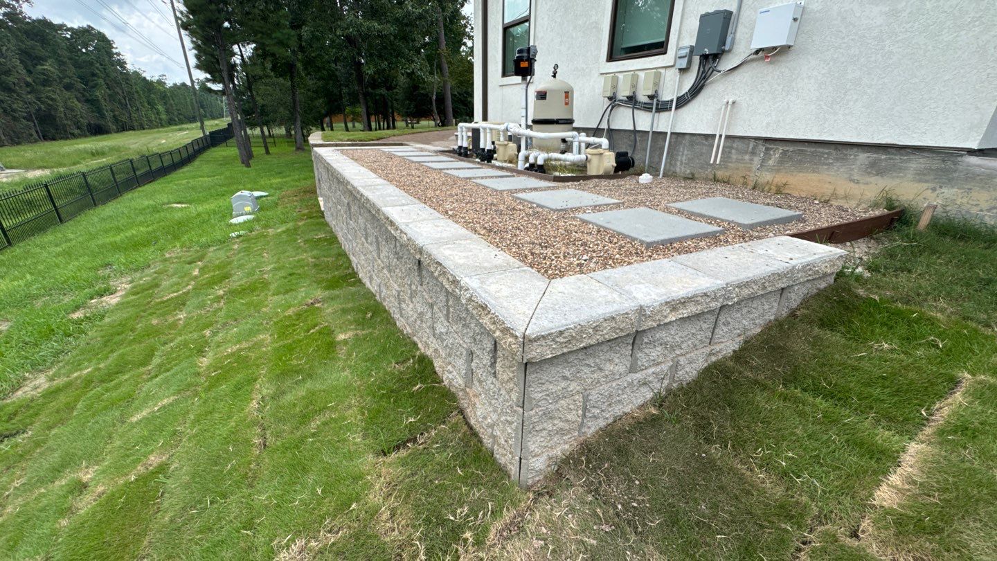 🏡 Duane’s Complete Retainer Wall & Hardscape Walkway by Texas Urban Elements