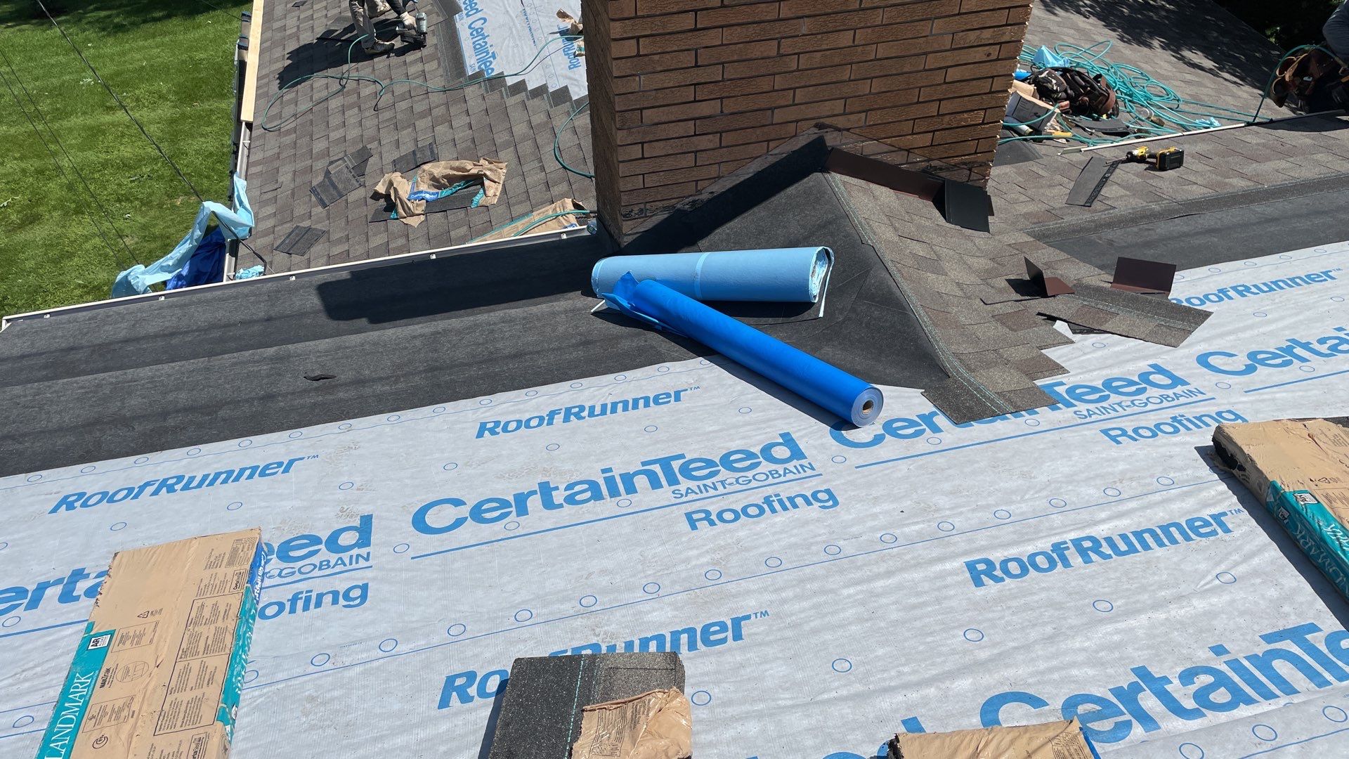 Roof Replacement using CertainTeed Landmark by 180 Contractors