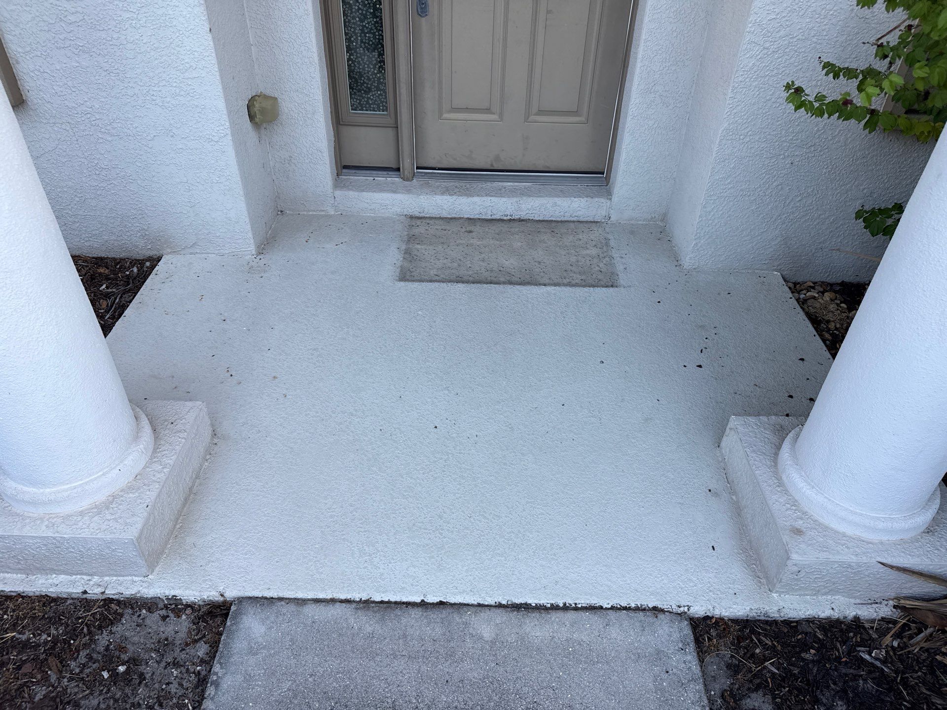 Driveway & Walkway Cleaning Project | Northwood Park, Palmetto FL by Sunshine AquaWash