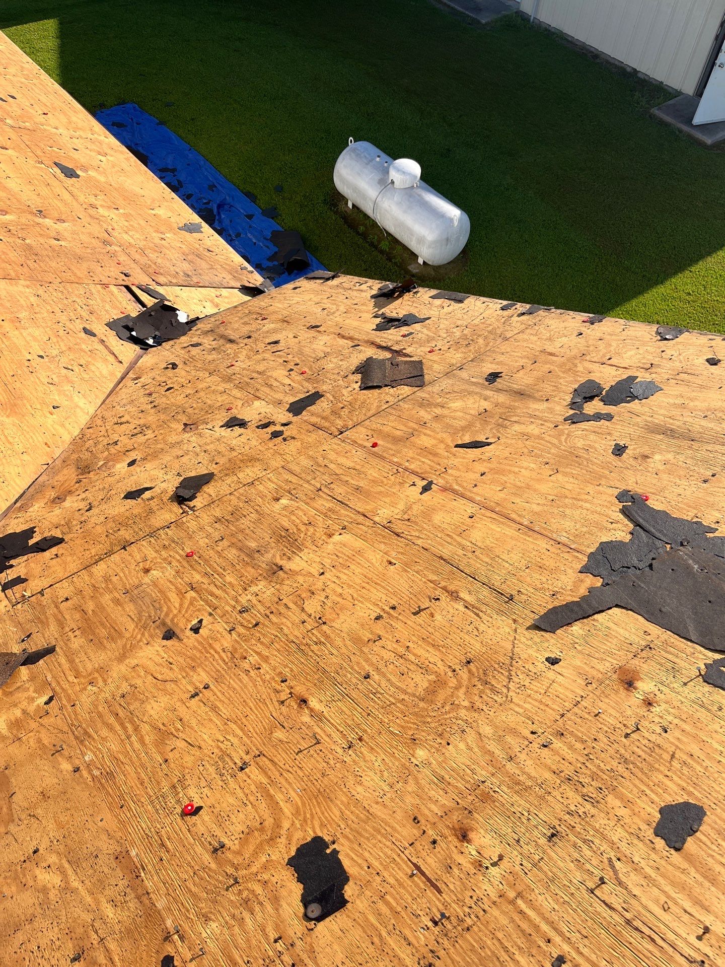 Residential Roofing Installation using Owen's Corning Duration (Lifetime) Shingles by Roof Repair Company