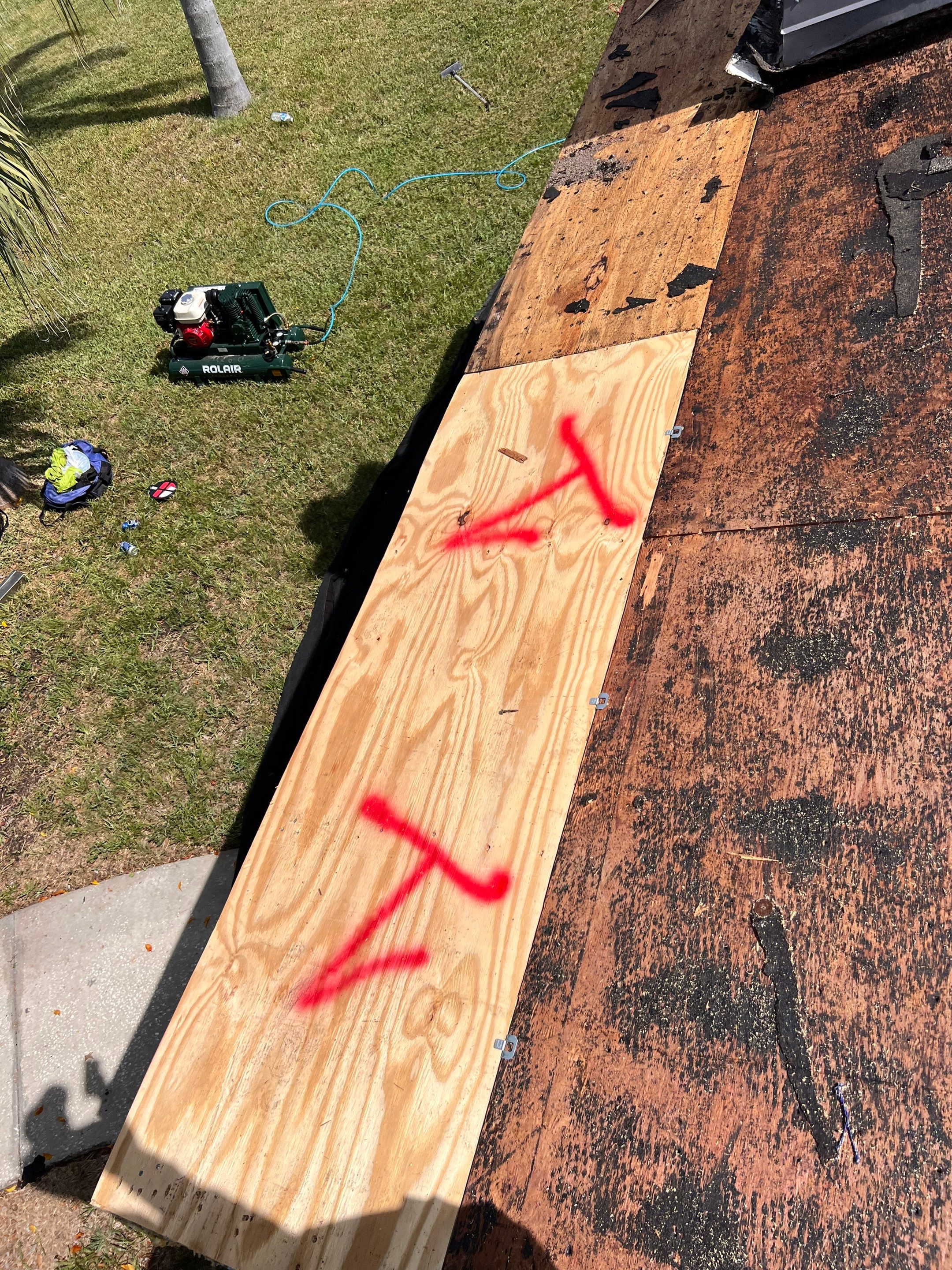 Project in St. Petersburg 33702 by Mitchell Roofing Company LLC 