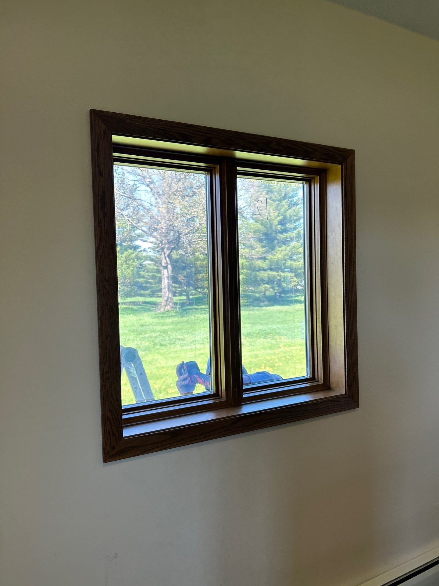 Window replacement using Pella Lifestyle wood/Aluminum window by United Windows and Siding LLC