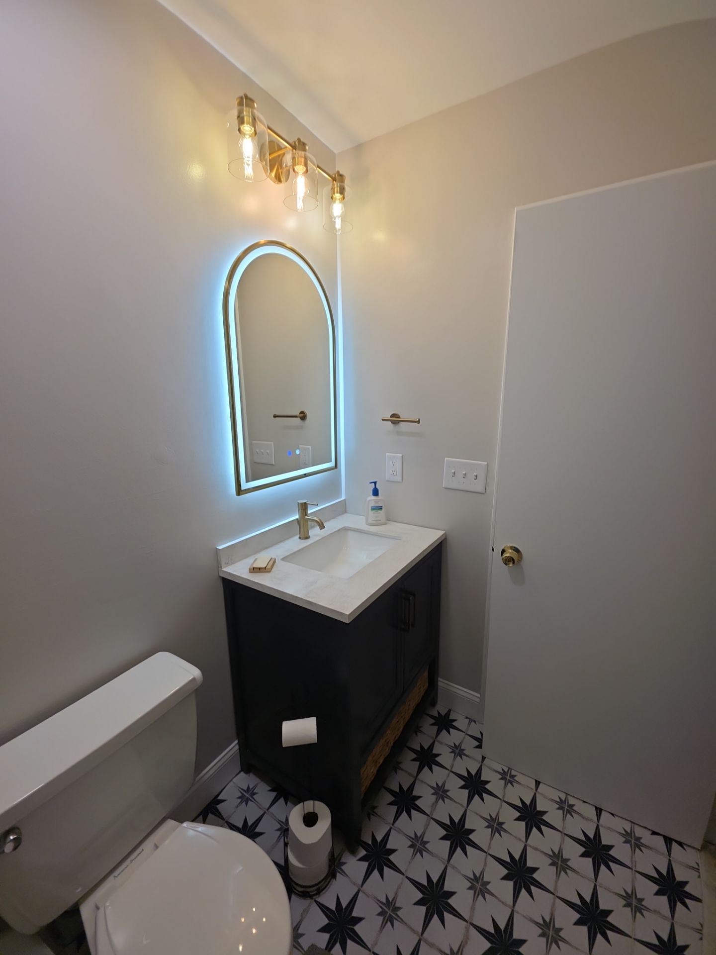 Kitchen and Bathroom rennovation by Ajayi Design and Construction 