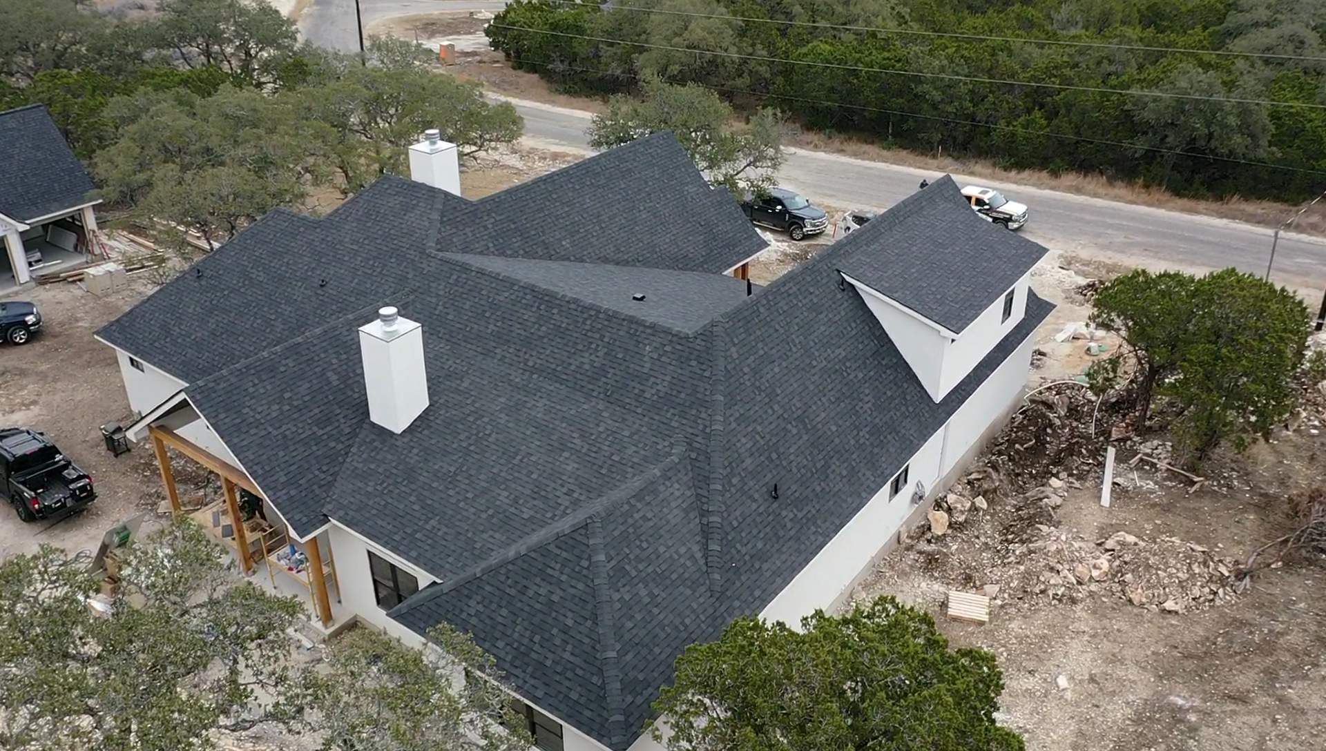 New Home Construction using Owens Corning 30 year Architectural Shingles by Premier Roofing and Contracting