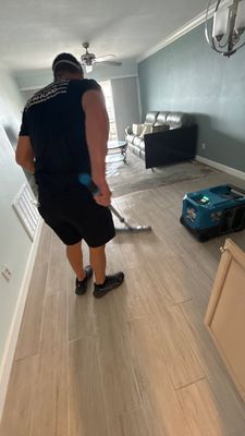 Emergency Water Extraction — Naples, FL